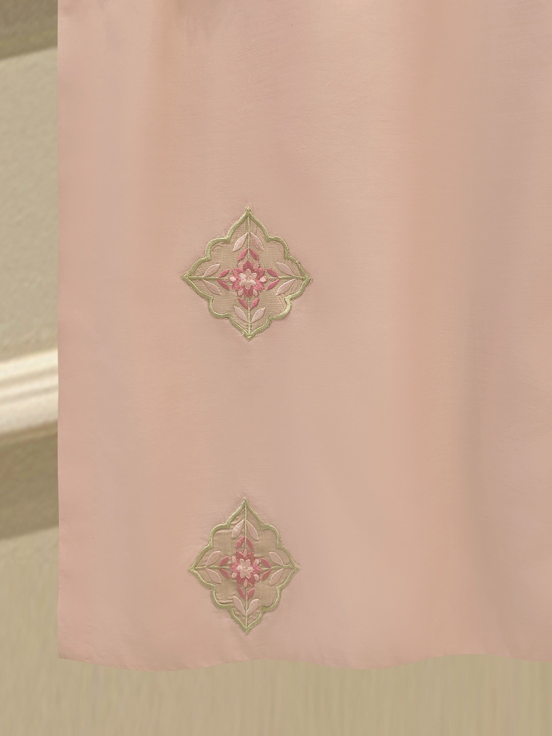 3 Piece - Pure Khaddi Silk Embroidered S114320