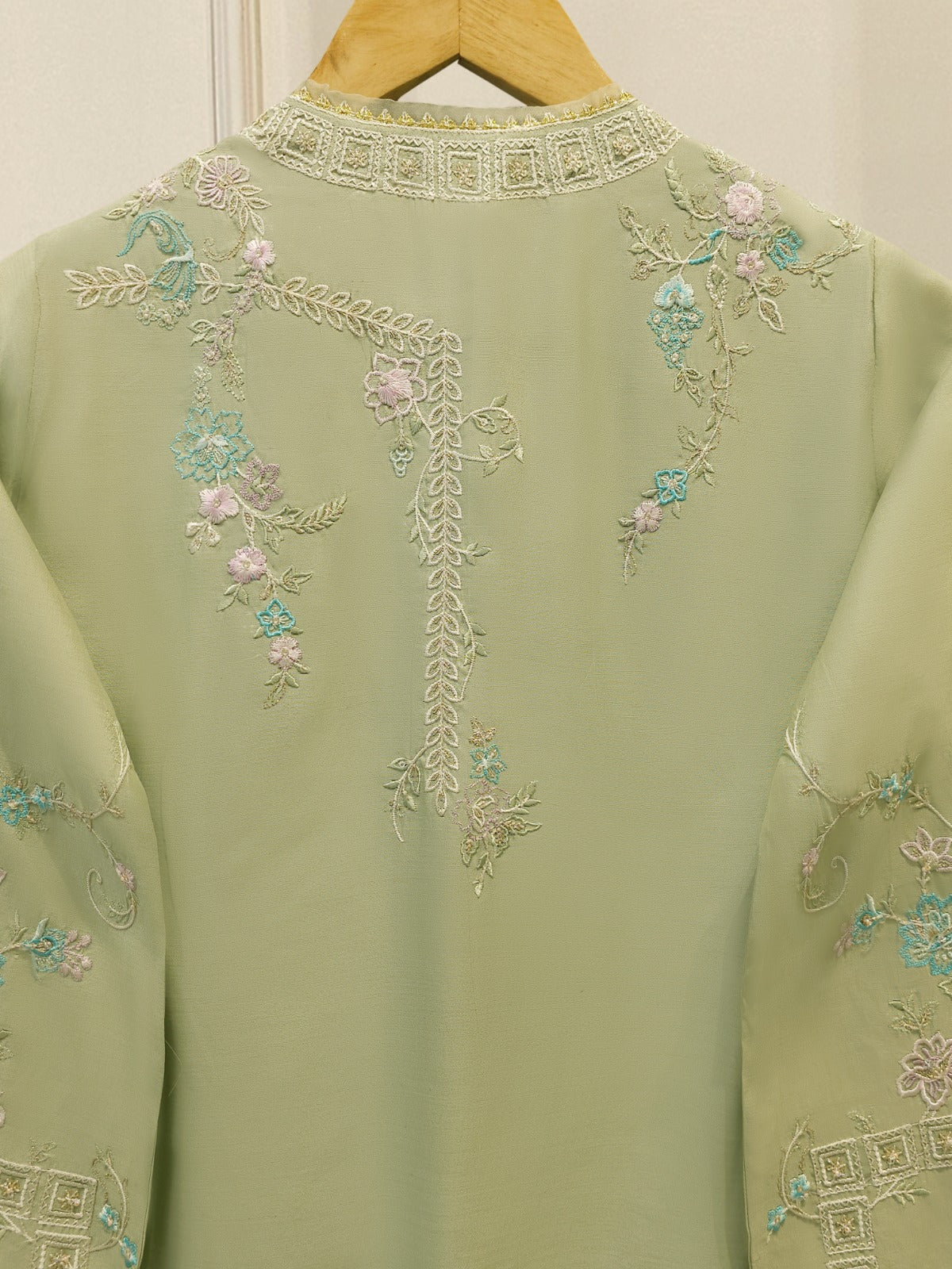 3 Piece- Pure Khaddi Silk Embroidered Suit S114344