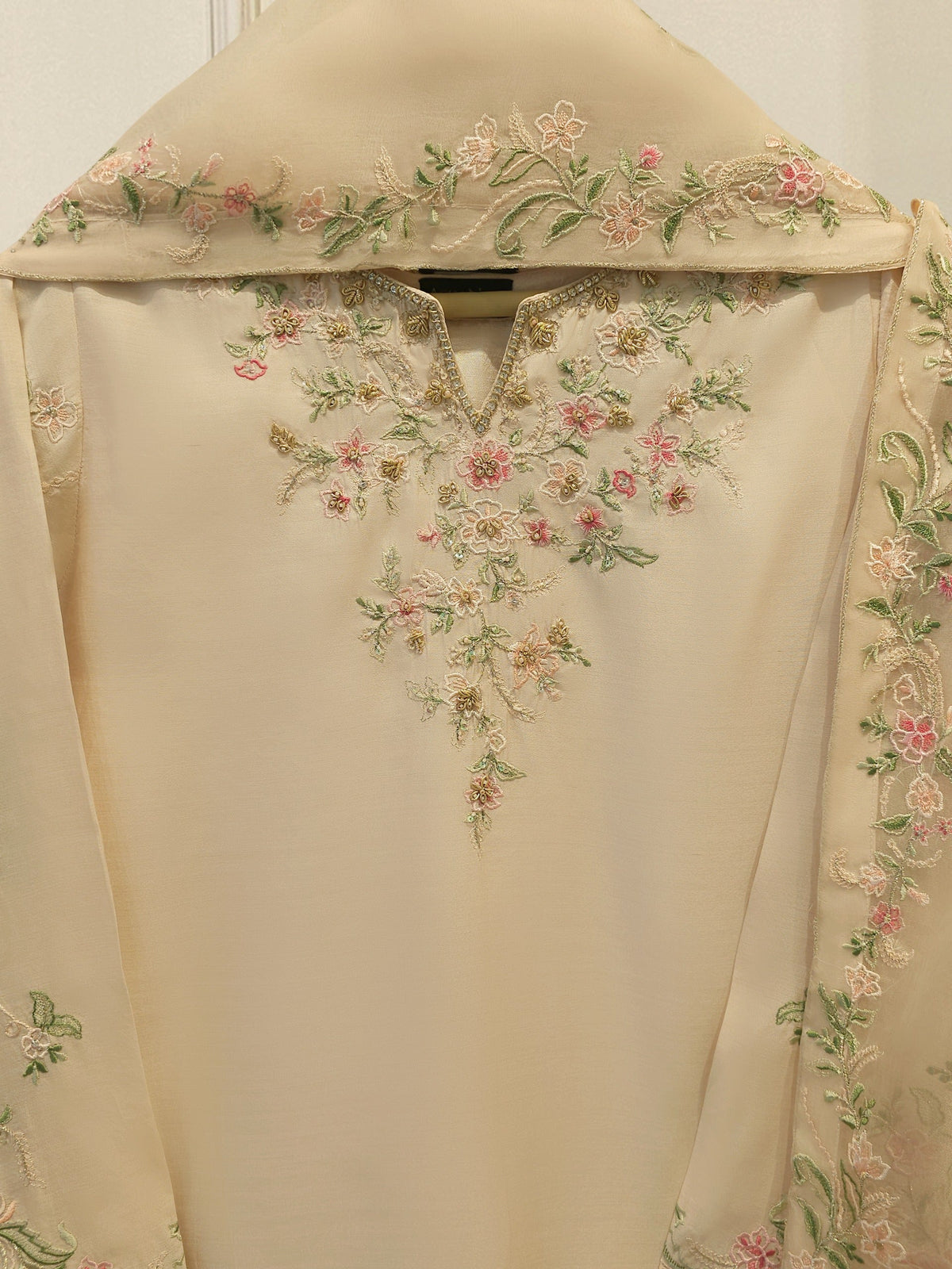 3 Piece - Pure Khaddi Silk Embroidered S114405