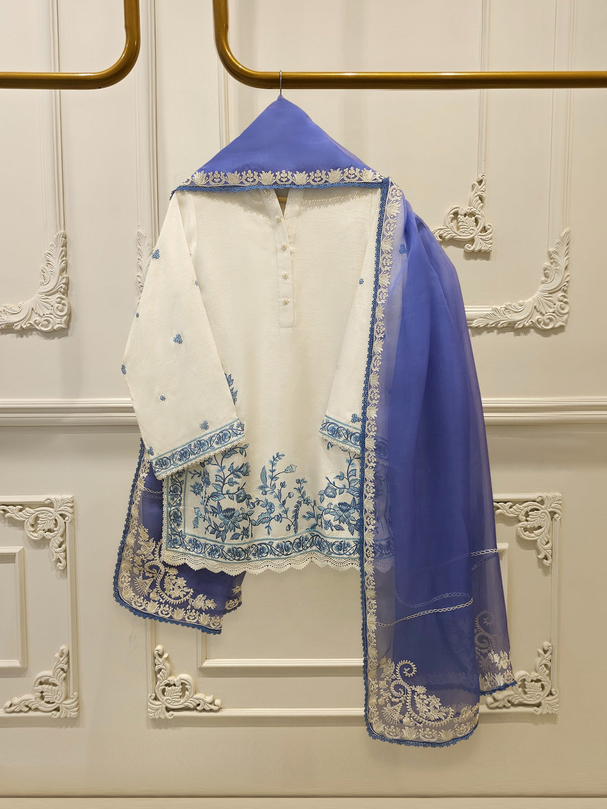 3 Piece - Pure Embroidered Korean Silk Suit S114474