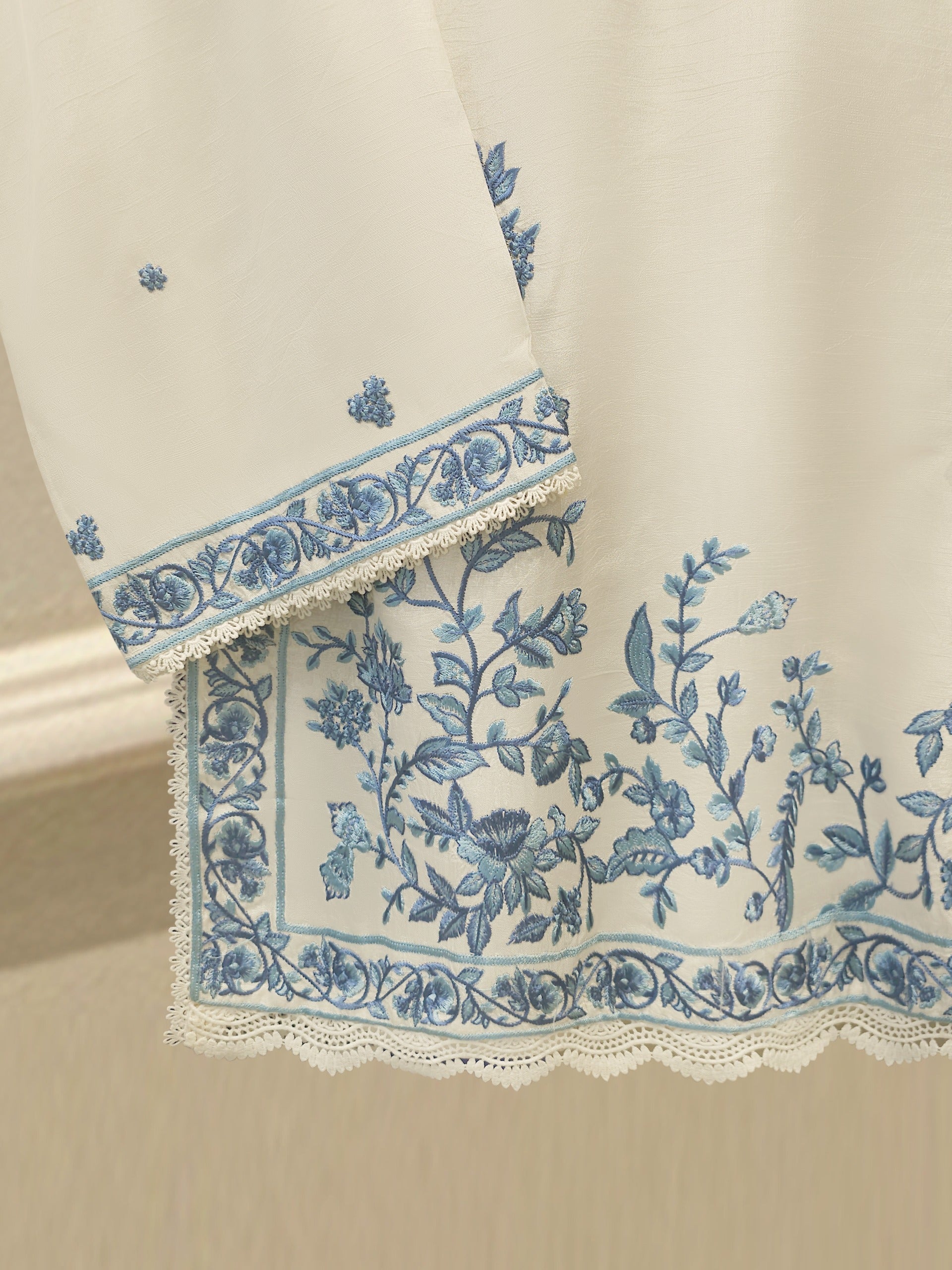 3 Piece - Pure Embroidered Korean Silk Suit S114474