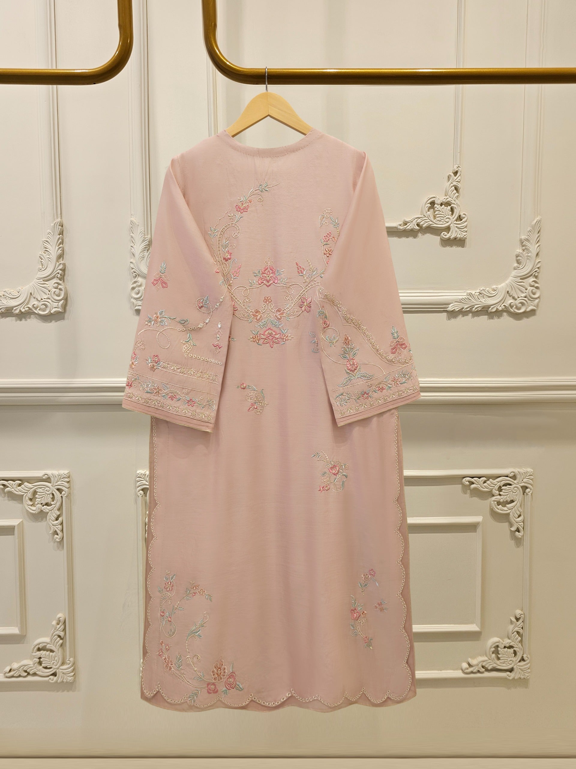 3 Piece - Pure Khaddi Silk Embroidered Suit S114730