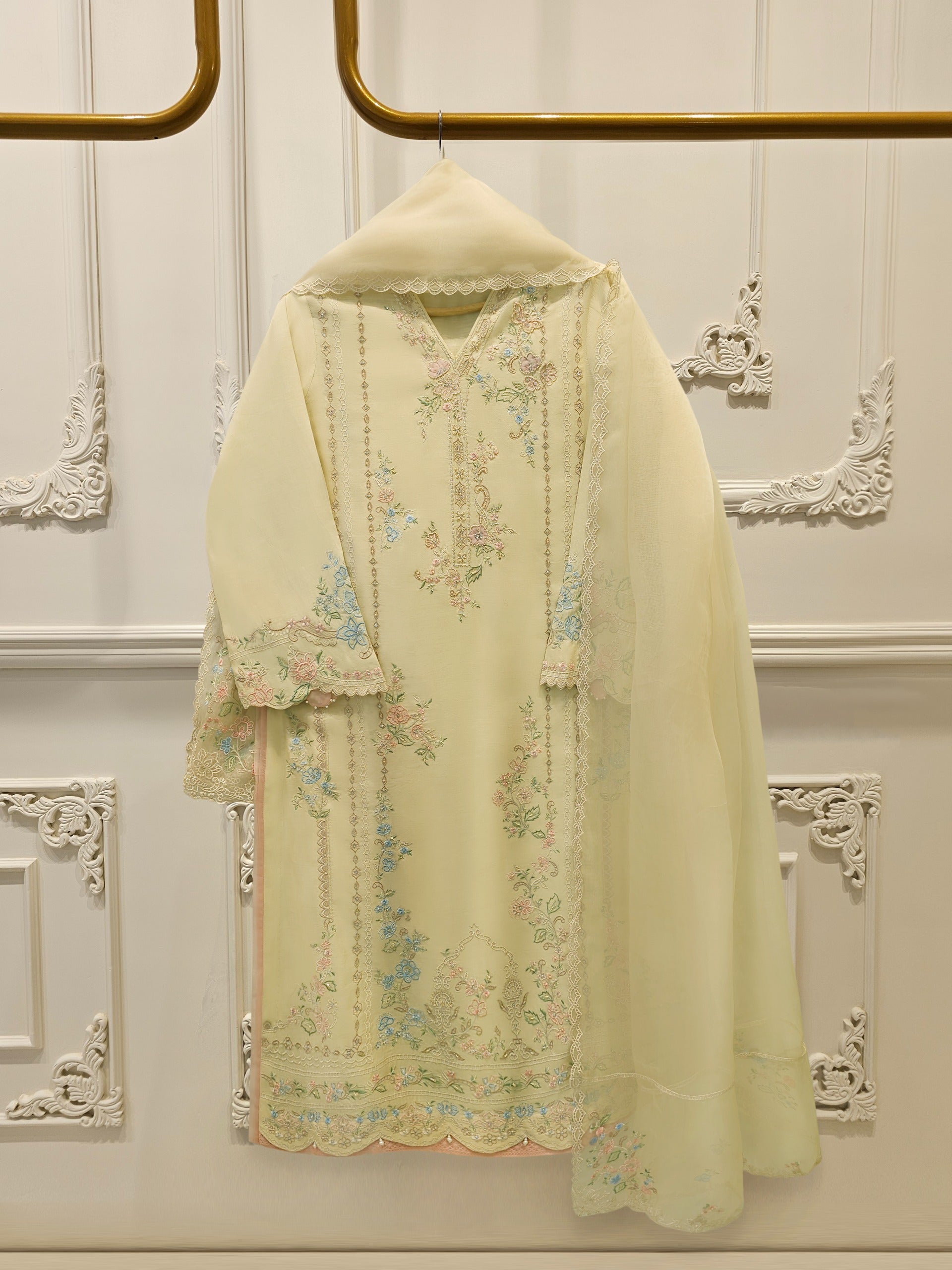 3 Piece - Pure Khaddi Silk Embroidered Suit S114762