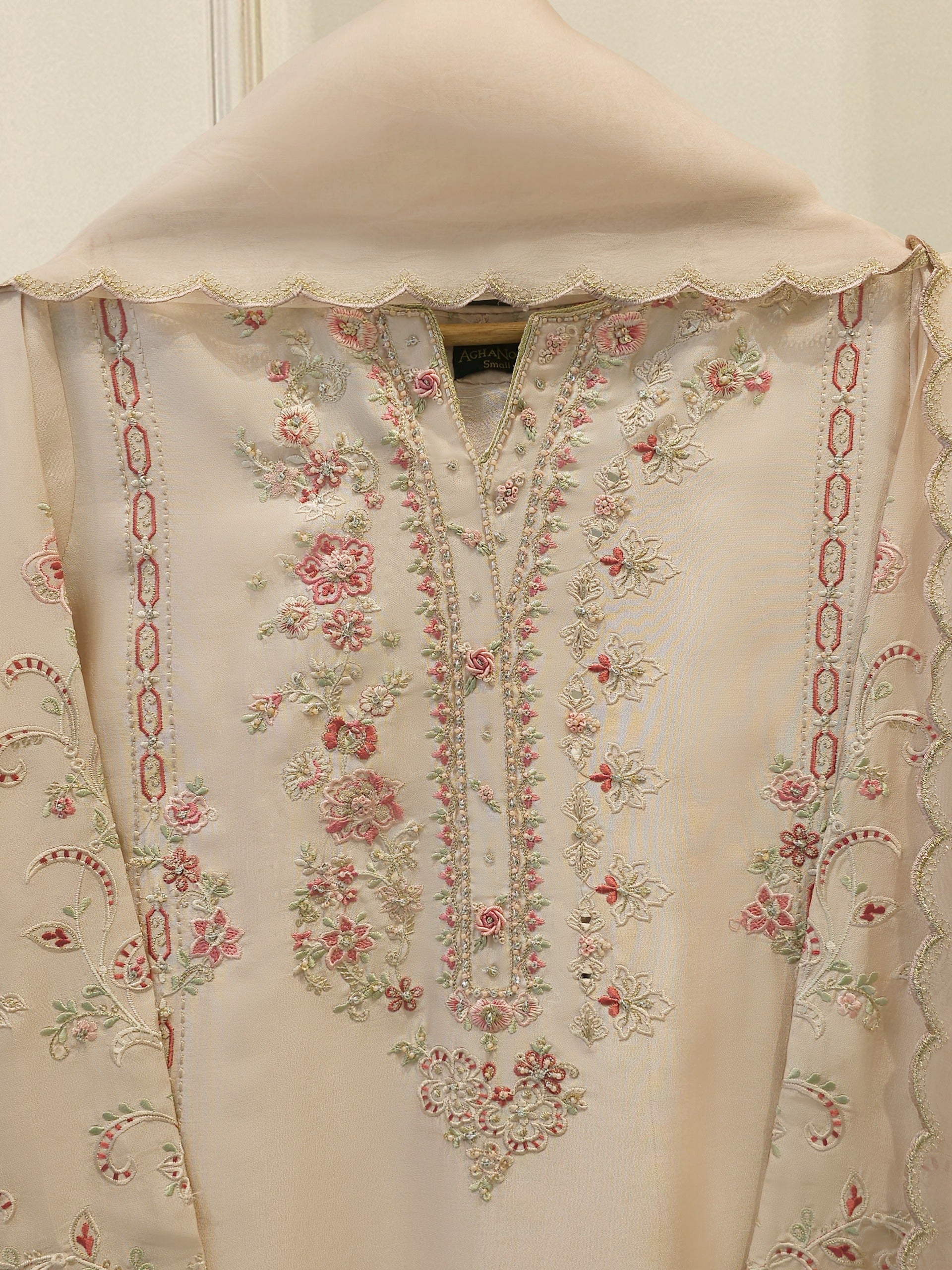 3 Piece- Pure Sheesha Silk Embroidered Suit S114755