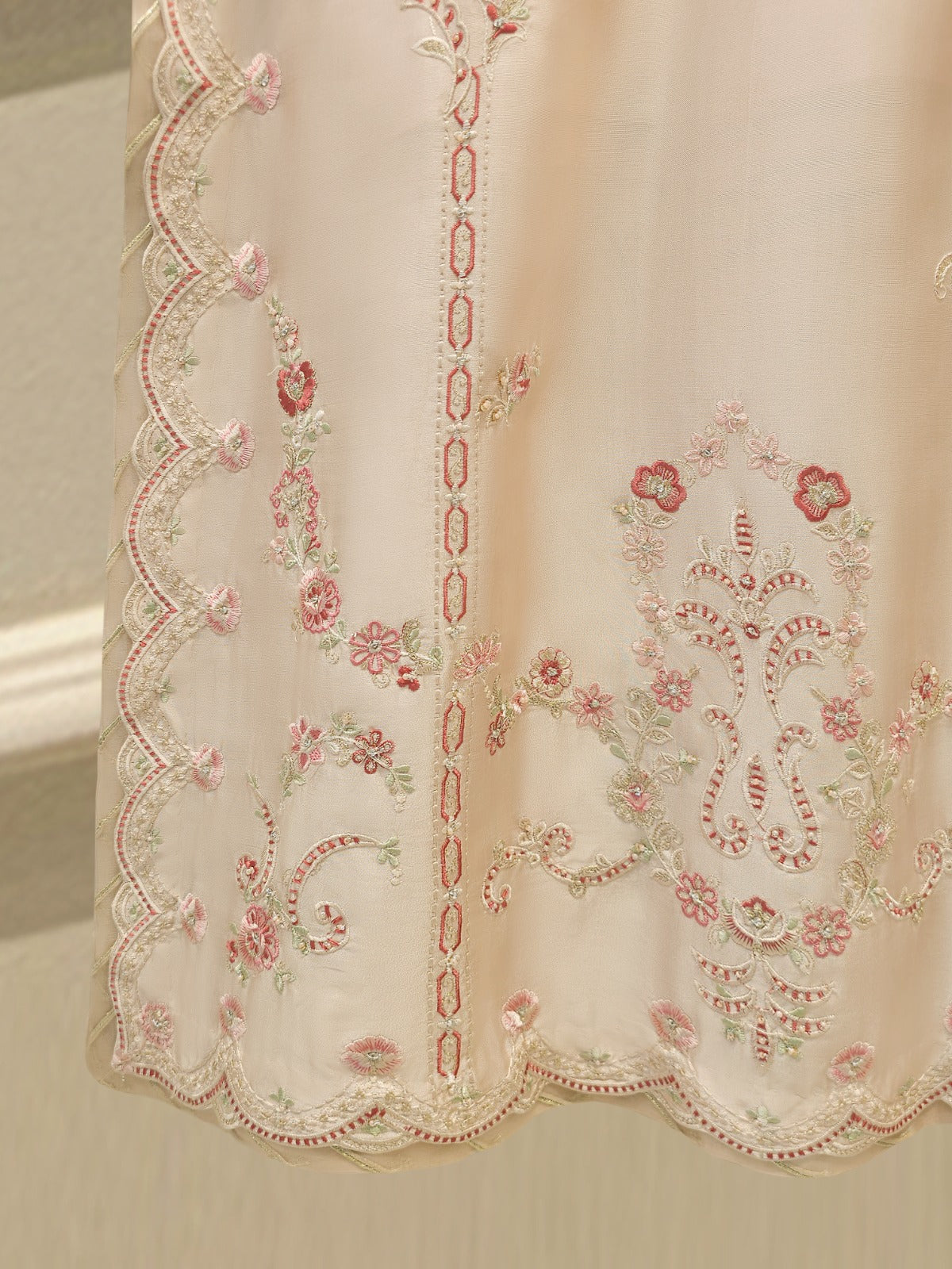 3 Piece- Pure Sheesha Silk Embroidered Suit S114755