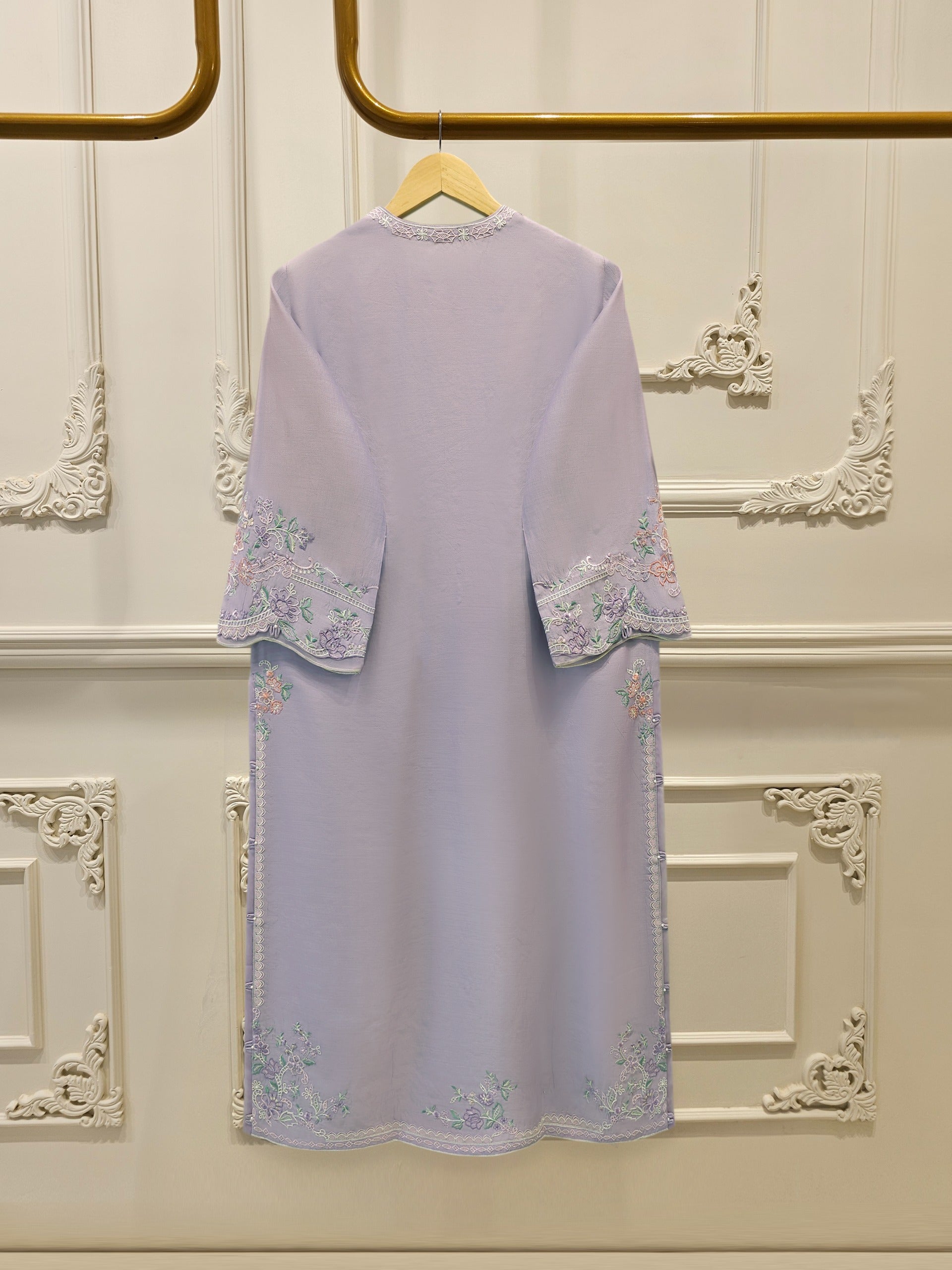 3 Piece - Pure Khaddi Silk Embroidered Suit S114946