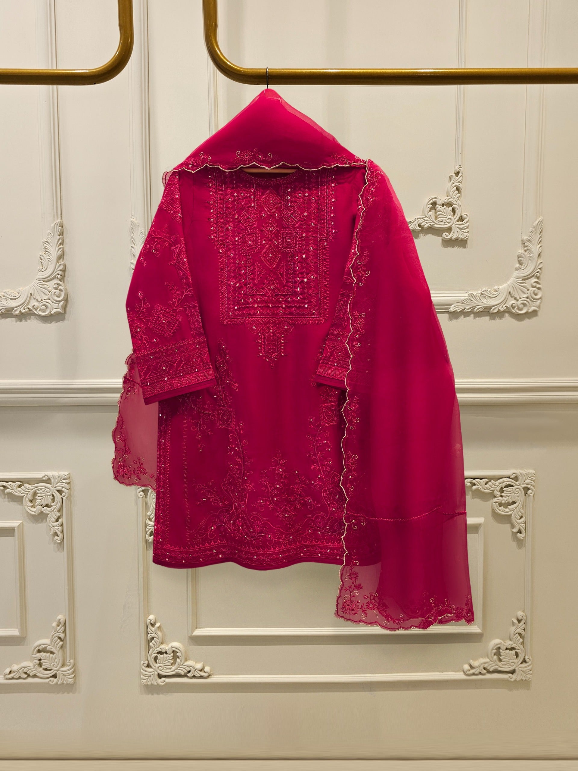 3 Piece - Pure Khaddi Silk Embroidered Suit S115156