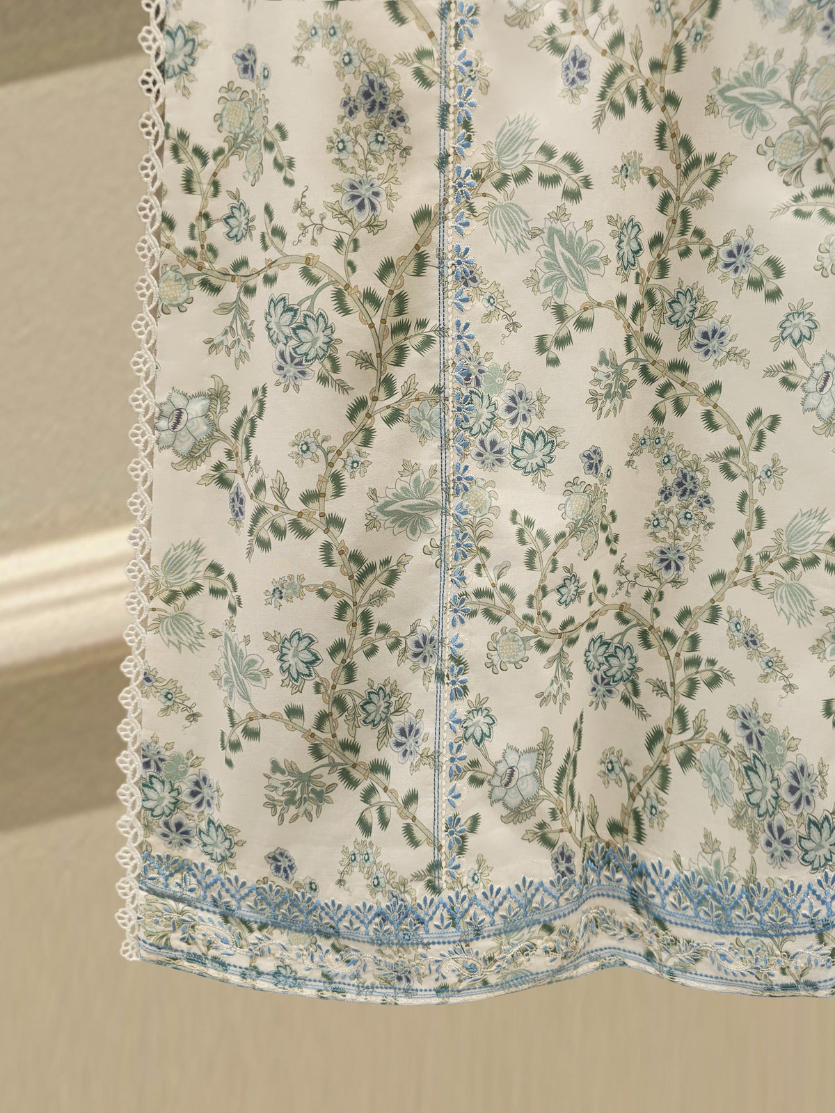 3 Piece - Embroidered Lawn Suit S115223