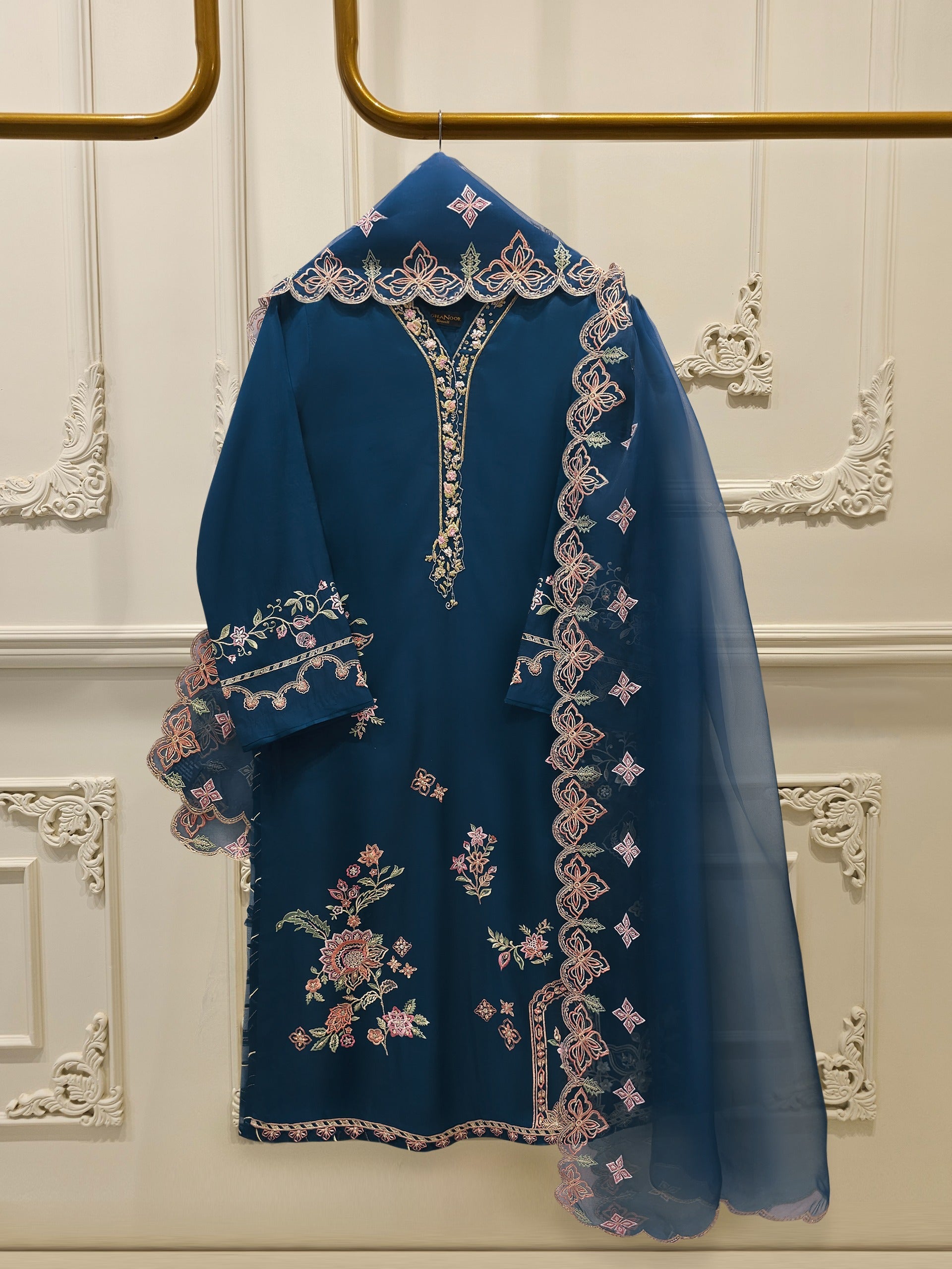 3 Piece - Pure Khaddi Silk Embroidered Suit S115233