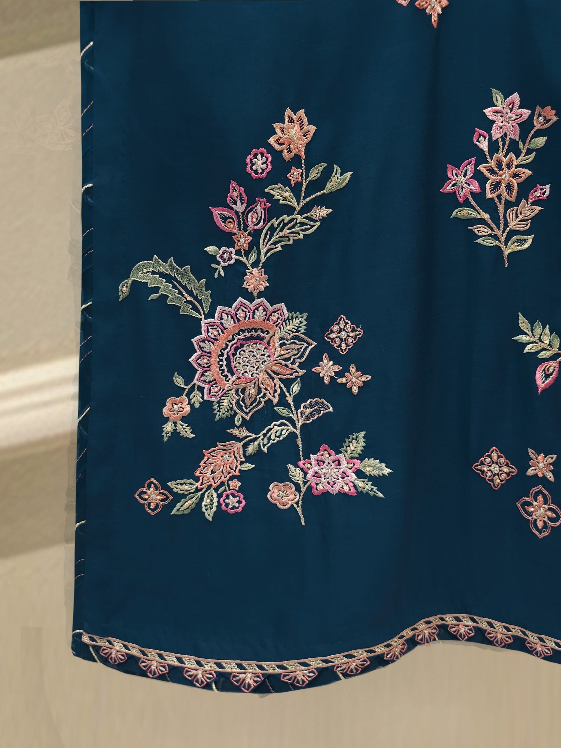 3 Piece - Pure Khaddi Silk Embroidered Suit S115233