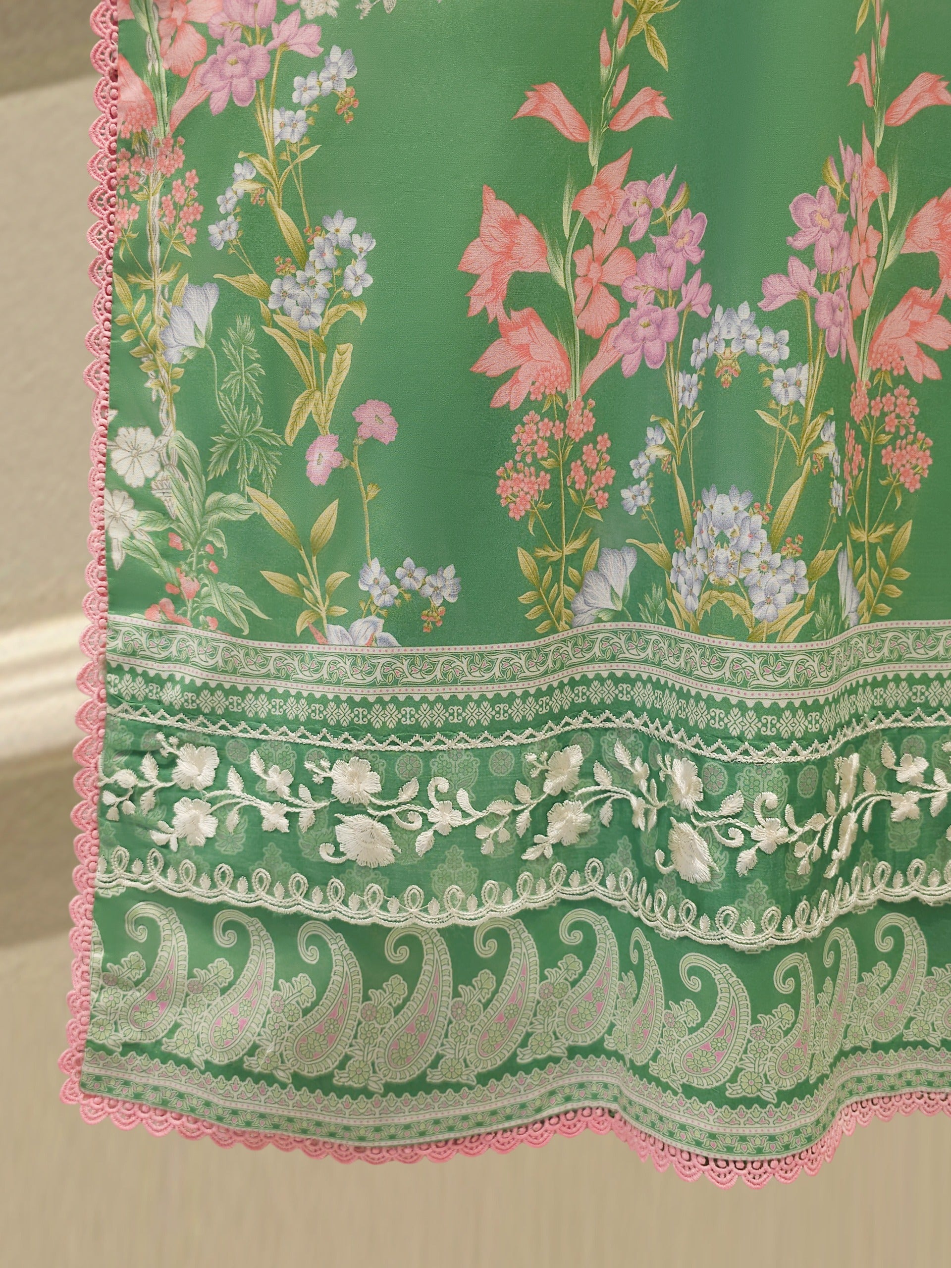 2 Piece Digital Printed Lawn Suit S115257