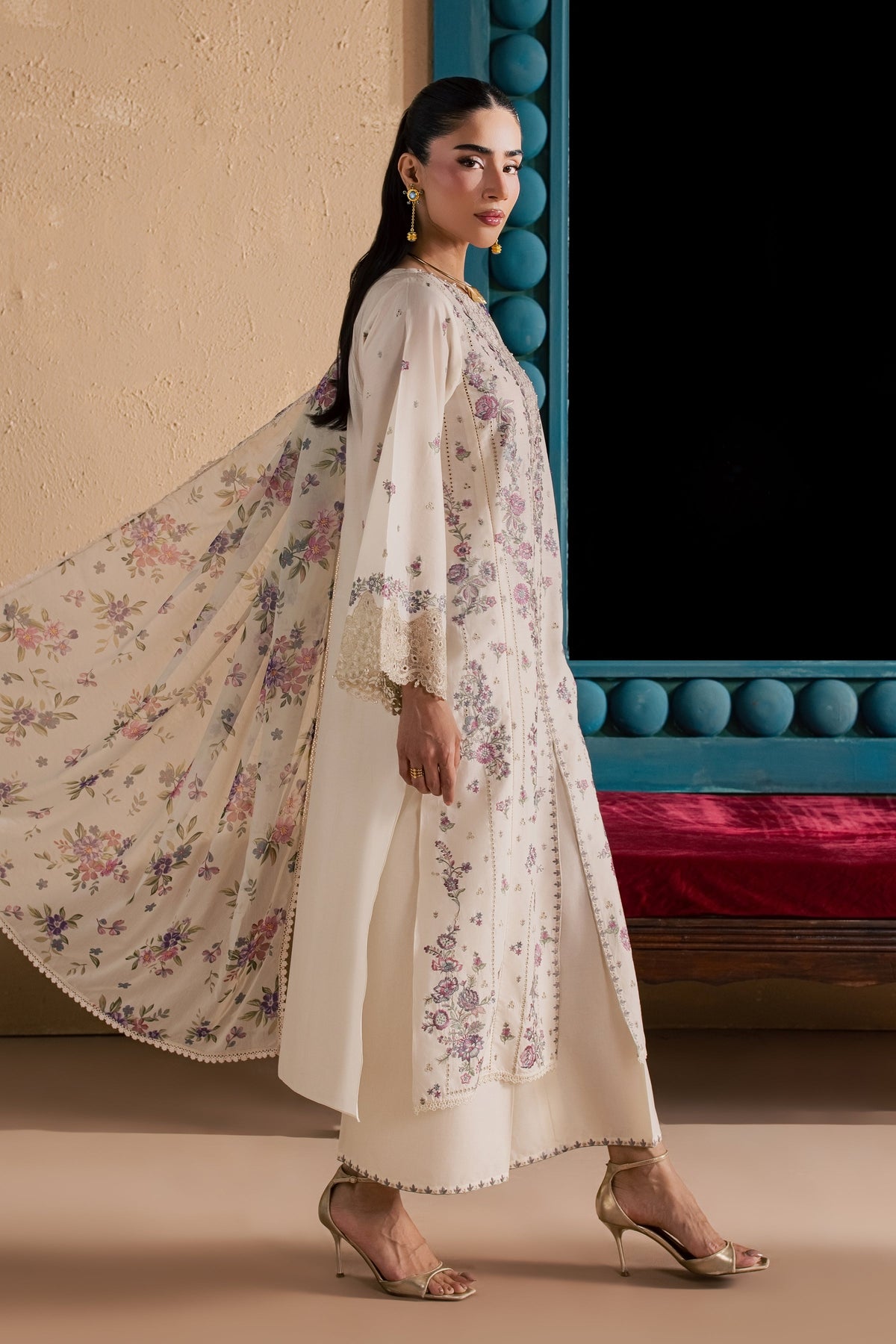 White Rainbow 3Pc - Luxury Embroidered Lawn