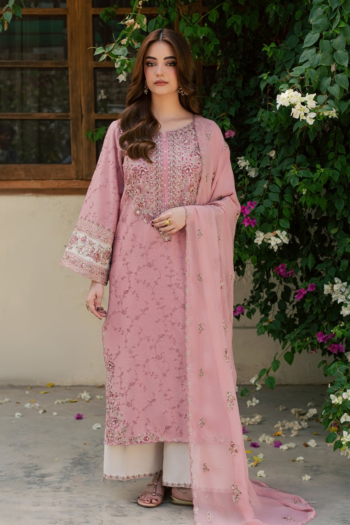Yashfa 3Pc - Embroidered Karandi Pret