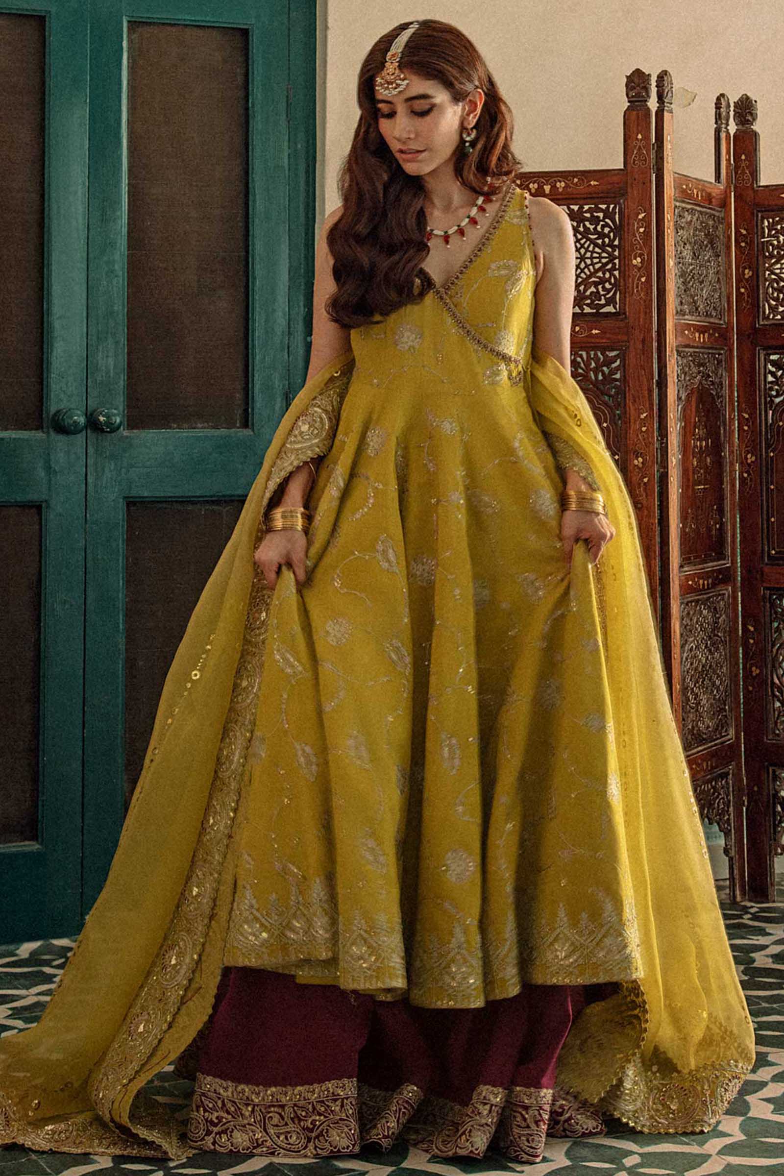 JHOOMAR