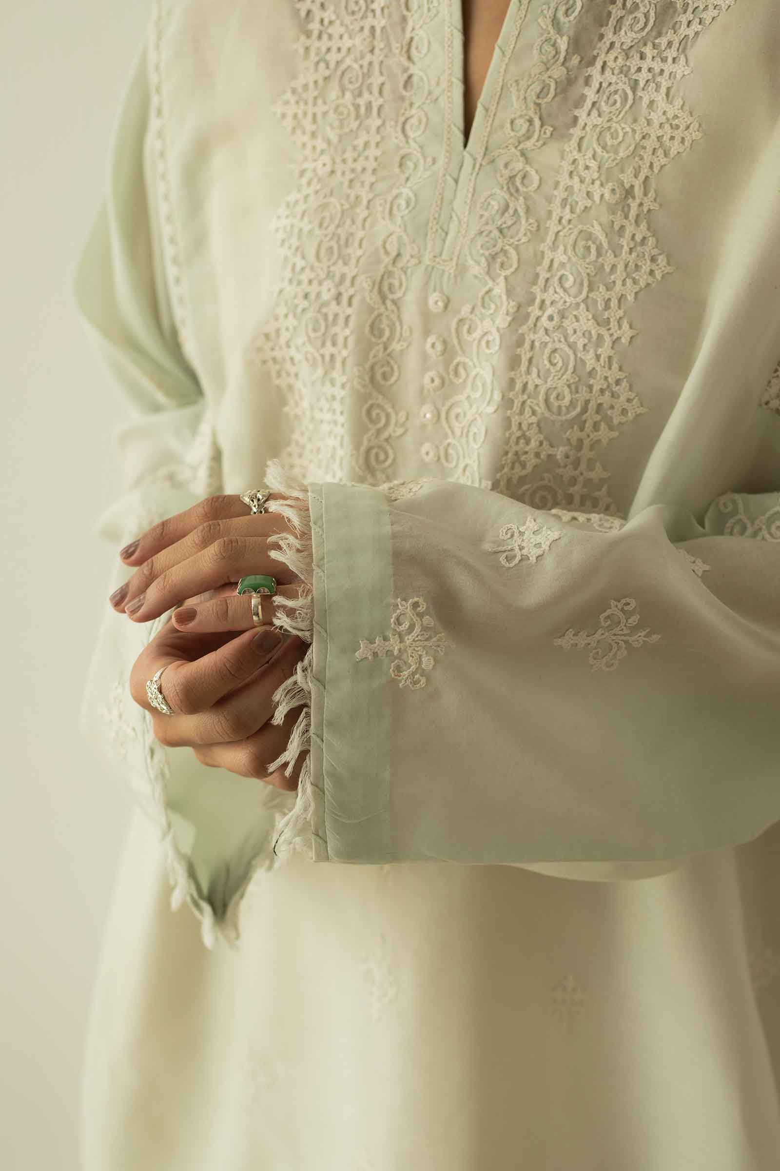 https://cdn.shopify.com/s/files/1/0340/8376/6405/products/ZHC-011c.jpg?v=1693401350