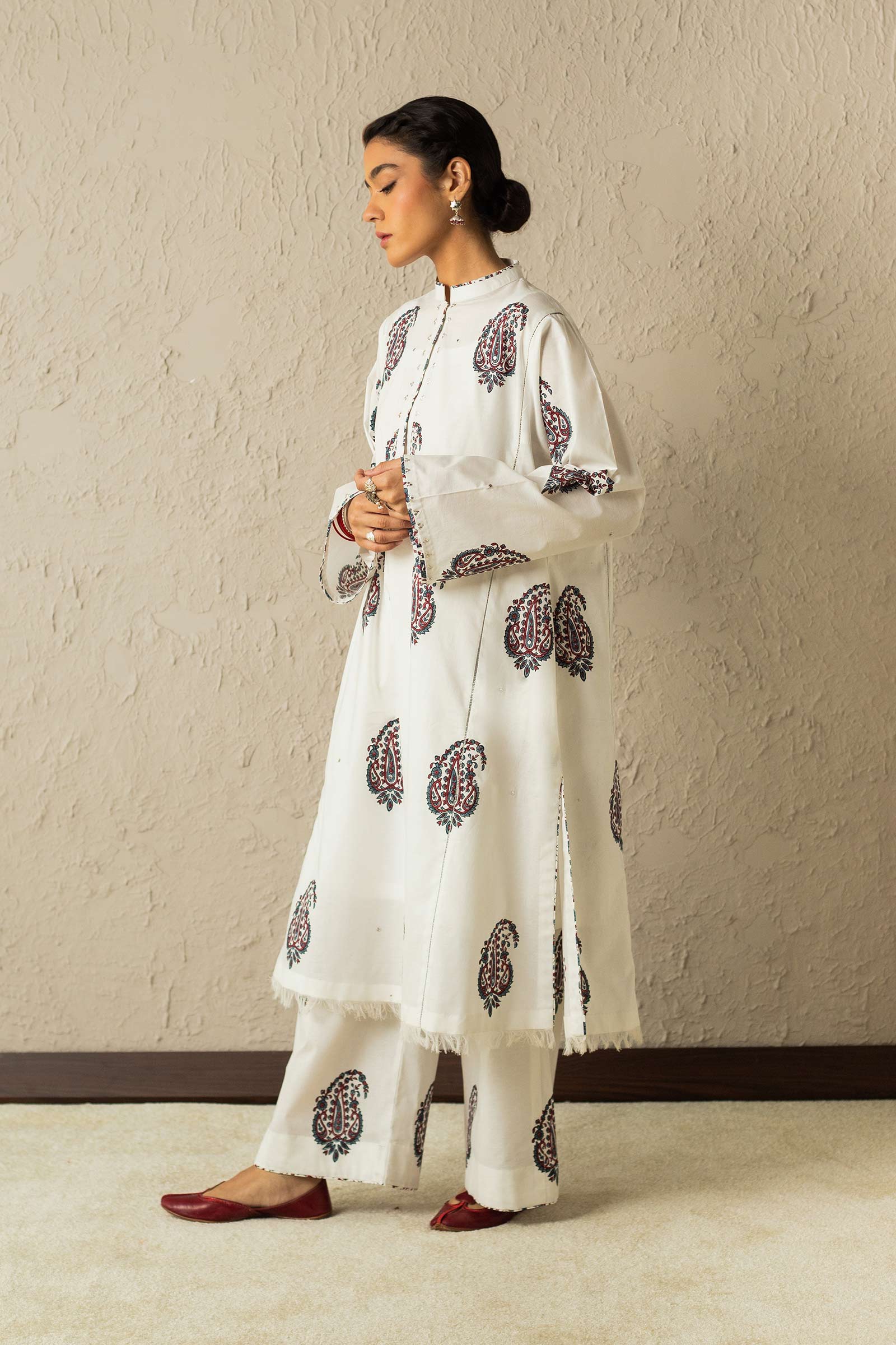 https://cdn.shopify.com/s/files/1/0340/8376/6405/products/ZHC-025c.jpg?v=1688642277