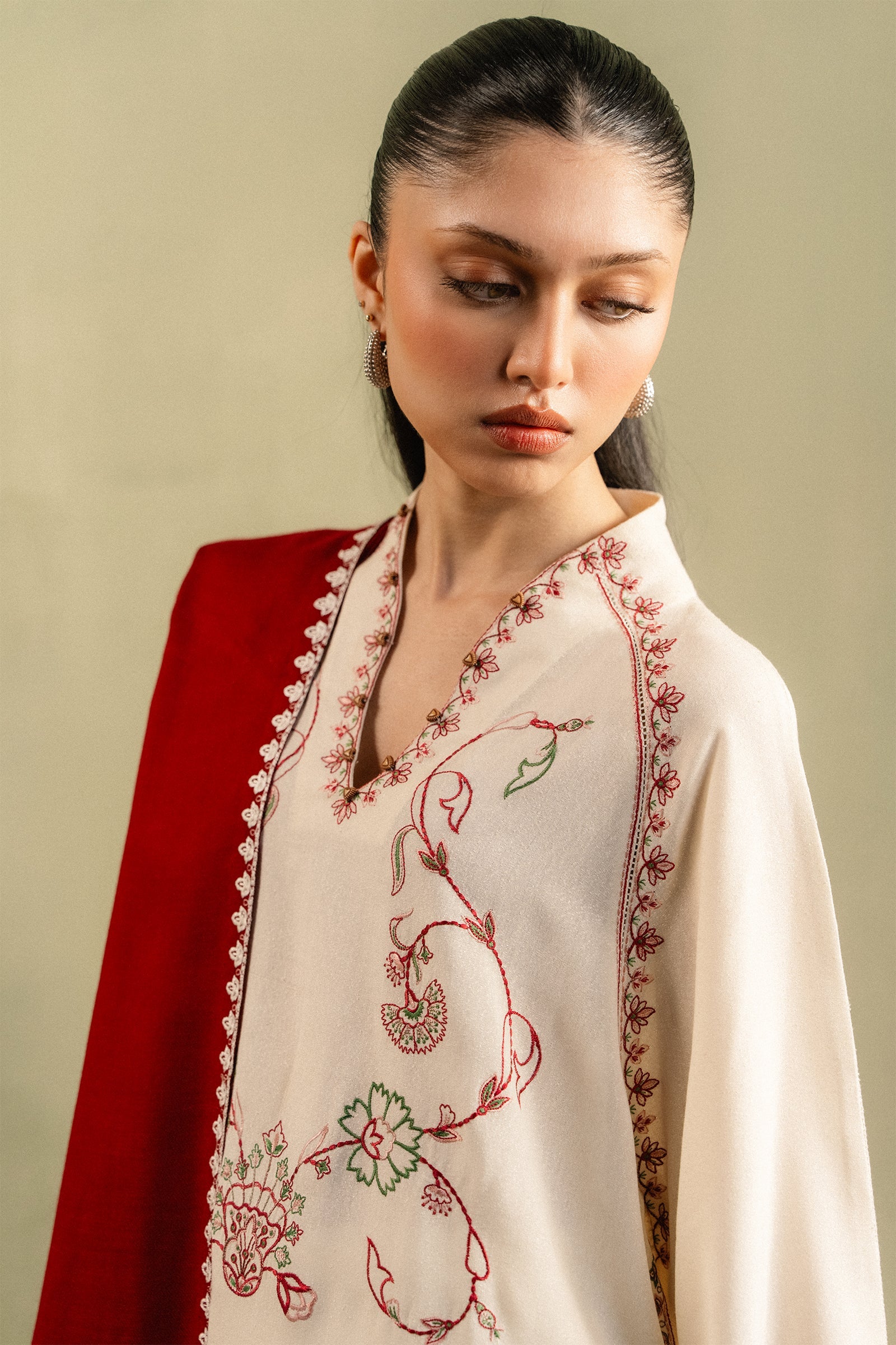https://cdn.shopify.com/s/files/1/0081/0283/8329/files/ZahaPret4thDec-561.jpg?v=1766576132