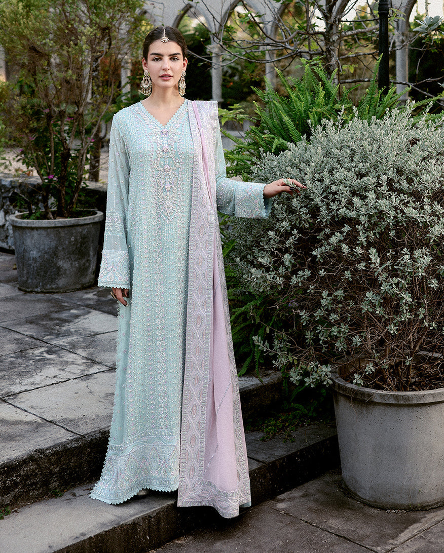 https://cdn.shopify.com/s/files/1/0539/7318/8776/files/Zehra_5.jpg?v=1778326936