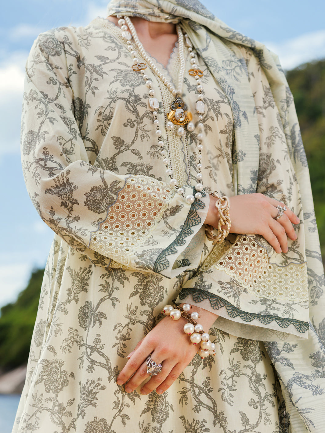 Cream Lawn 3Pc Unstitched - ALP-3PS-1806