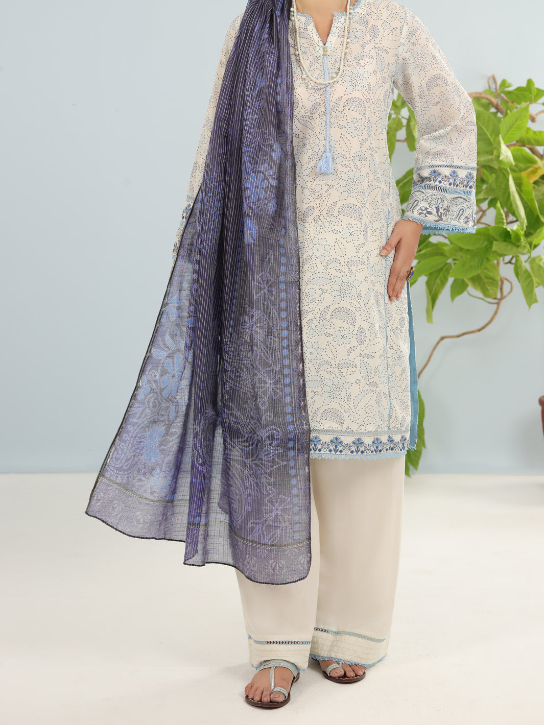 Off White Lawn 3Pc Unstitched - ALP-3PS-1884