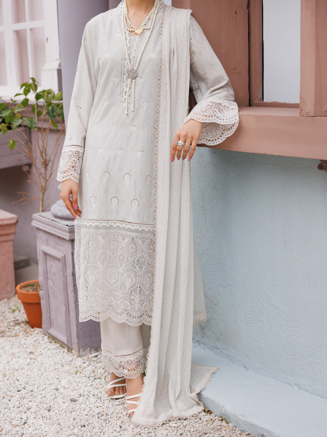 Light Grey Lawn 3Pc Stitched - ALP-3PS-2186