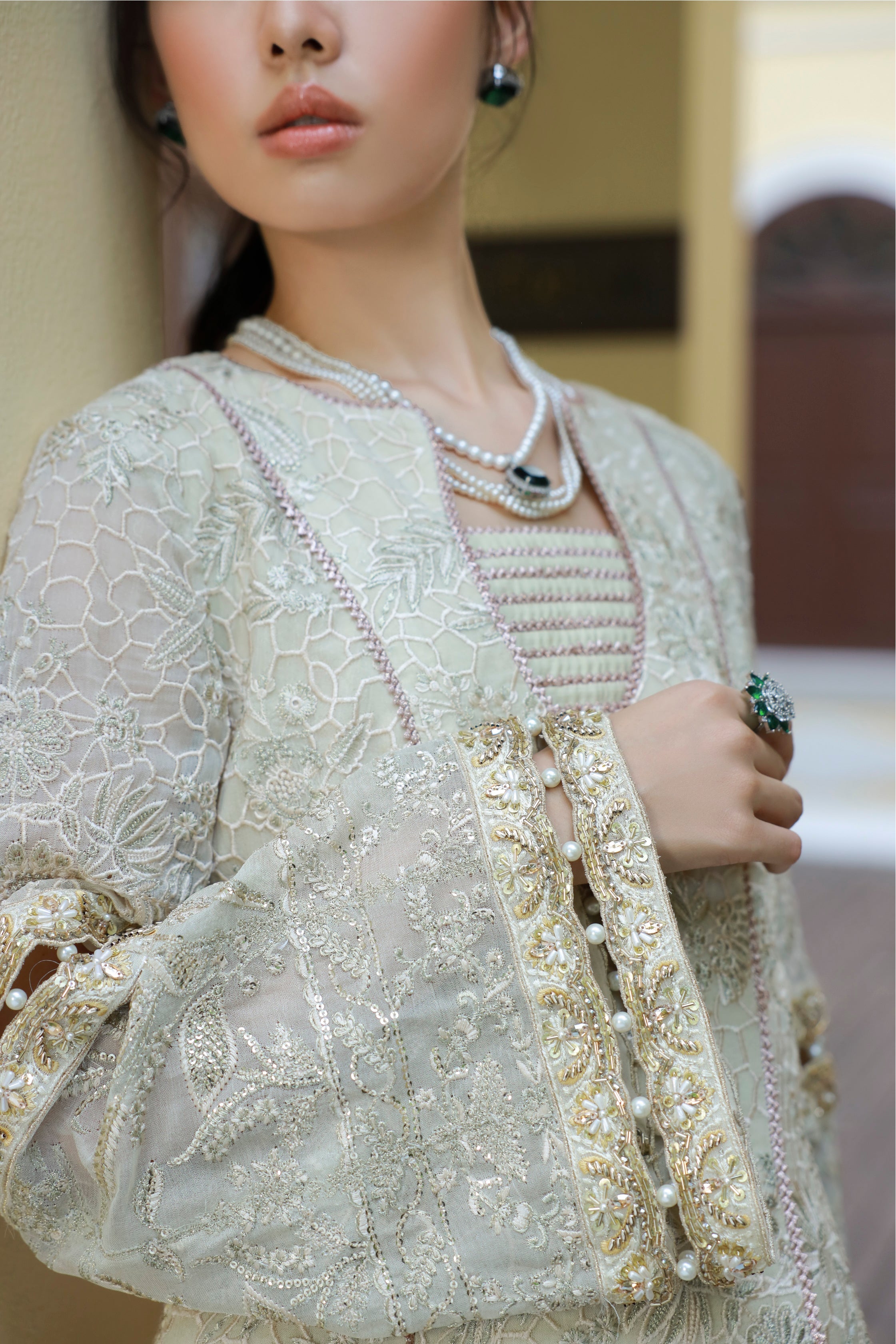 https://cdn.shopify.com/s/files/1/0523/4327/5696/files/alya1.jpg?v=1755959270