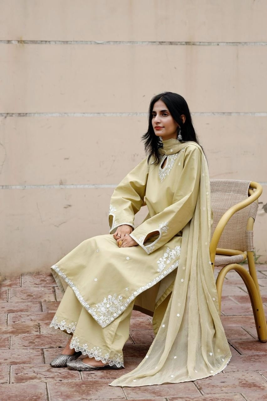 Apple Mist Lawn Suit | White Floral Embroidery 3 Piece Casual Wear