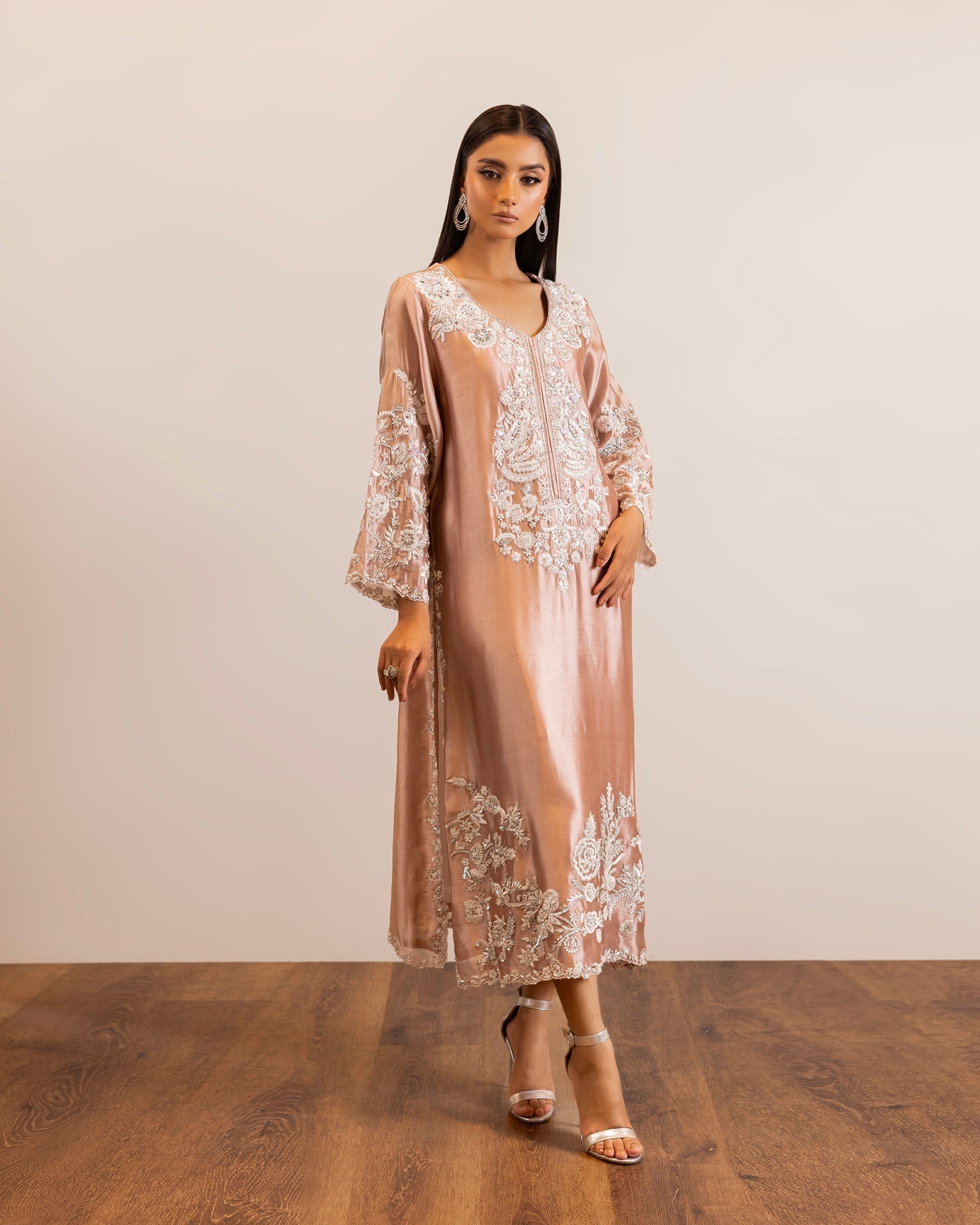 Atiya Irfan – EE-03 Style