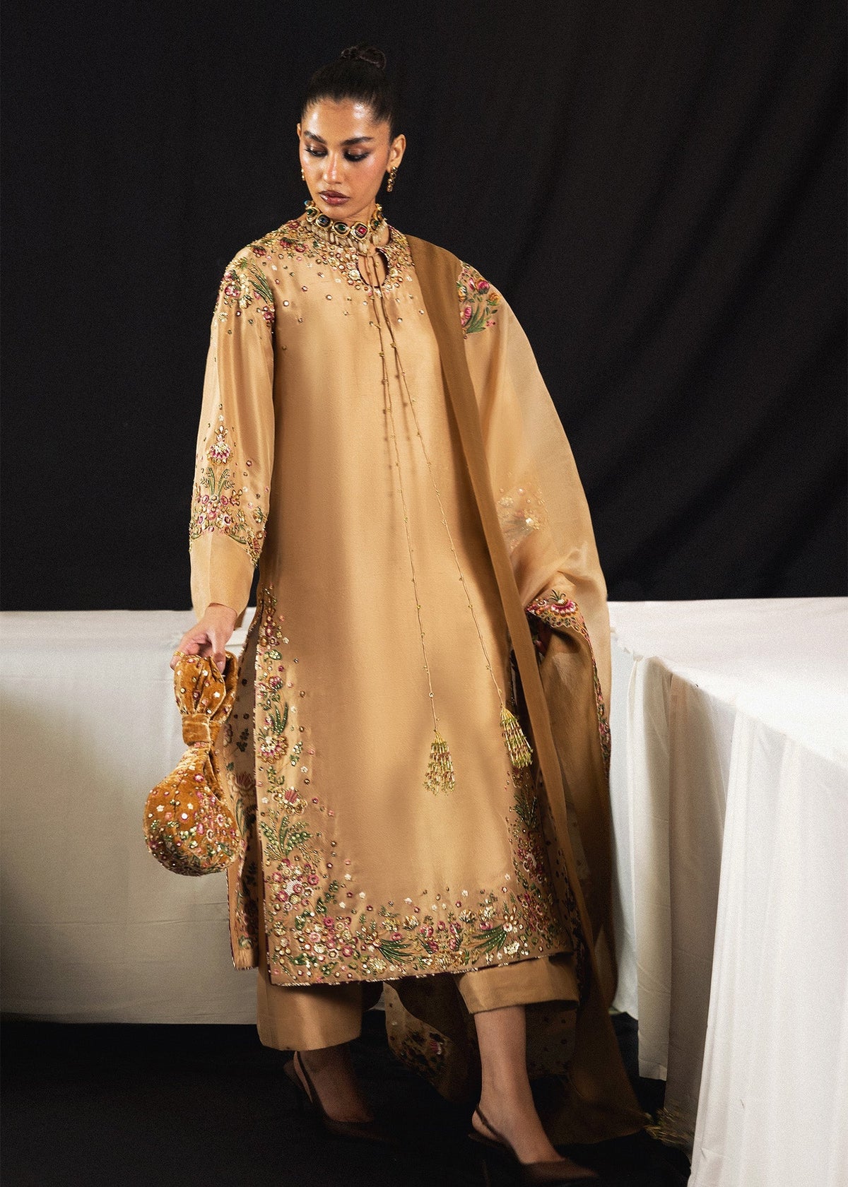 Hussain Rehar – Aurelia Style