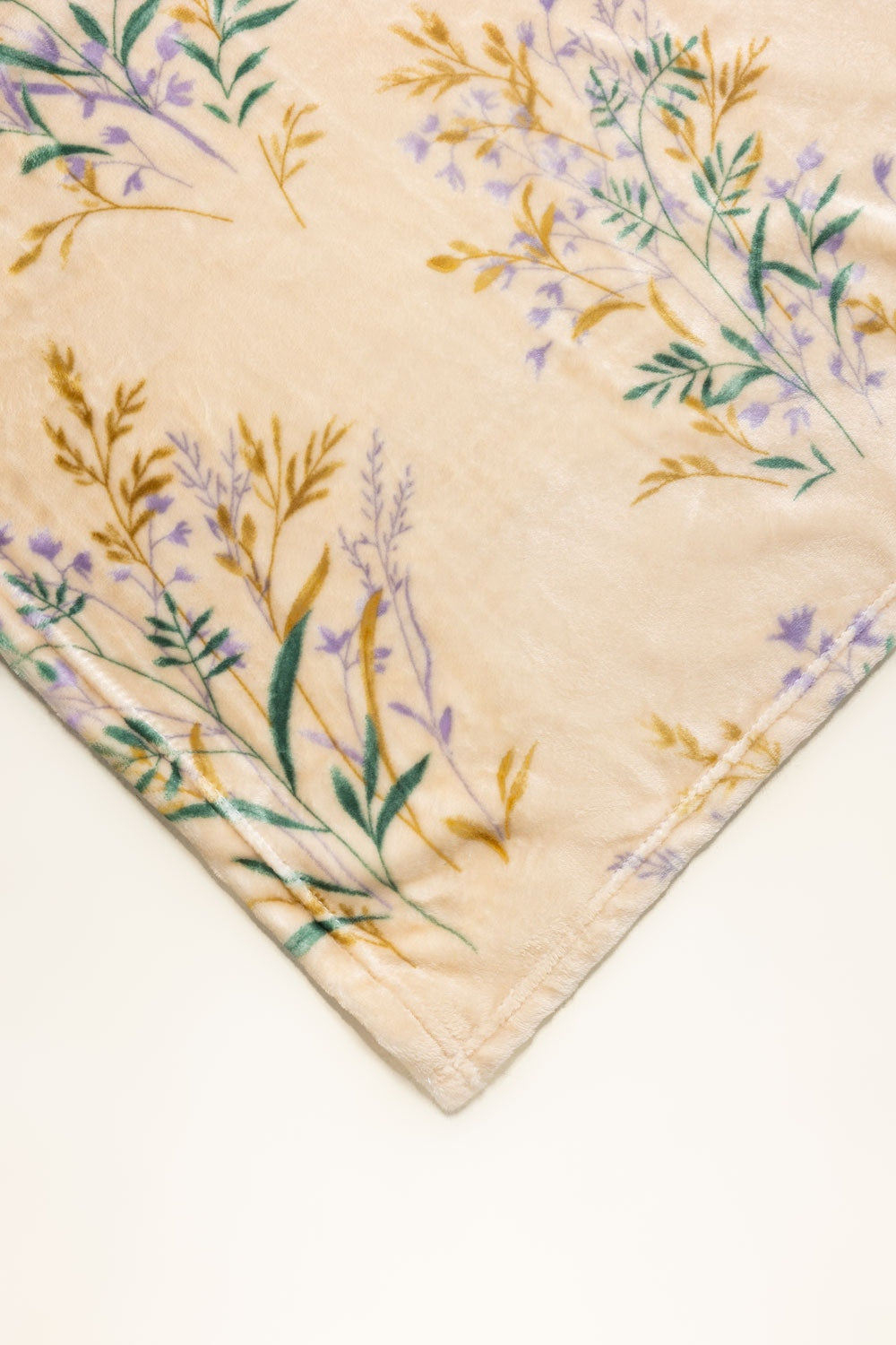 AW24-Blossom Single Ply Fleece Throw