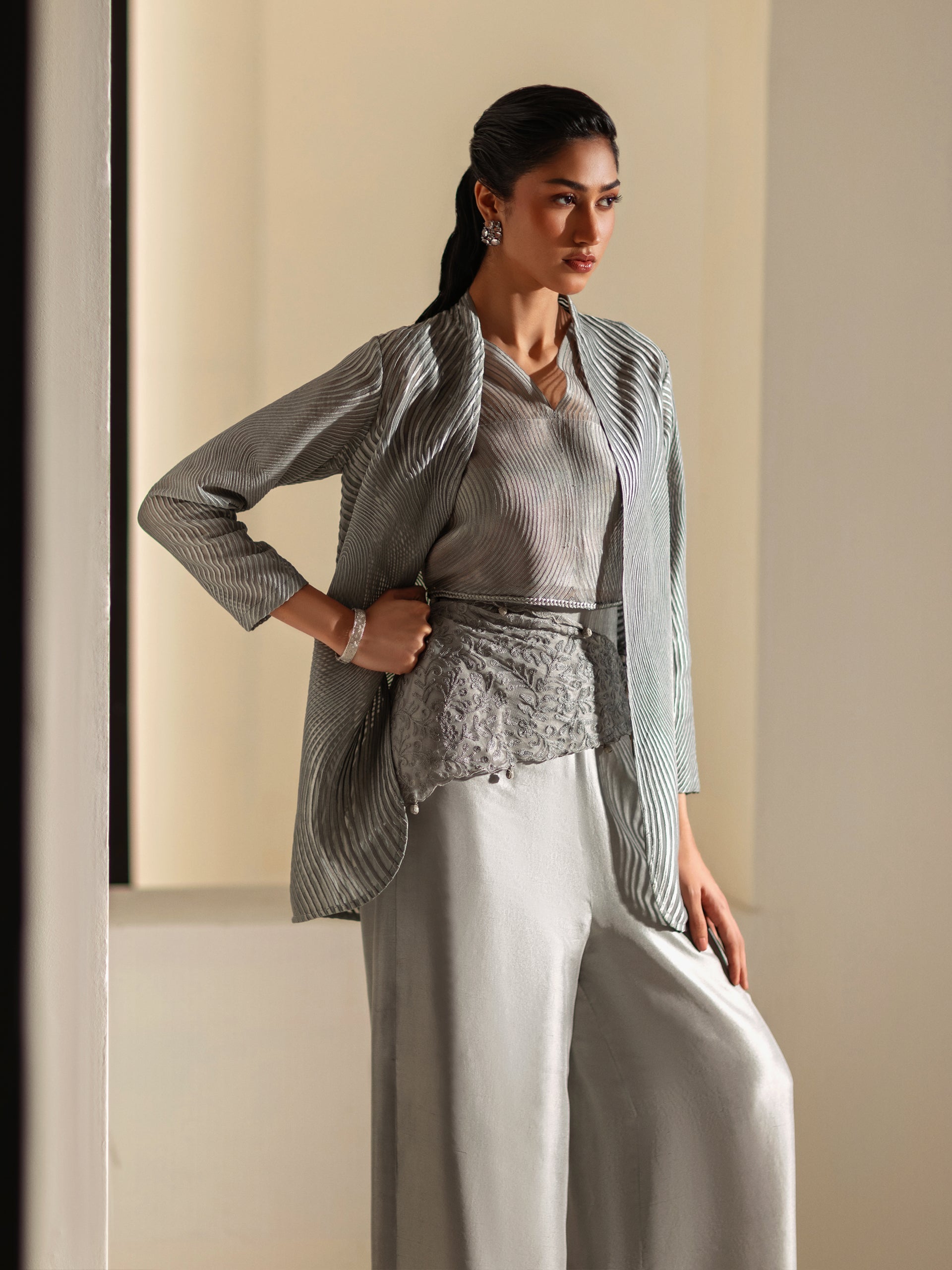 https://cdn.shopify.com/s/files/1/0768/4872/6205/files/azure-teal-3.jpg?v=1778312517