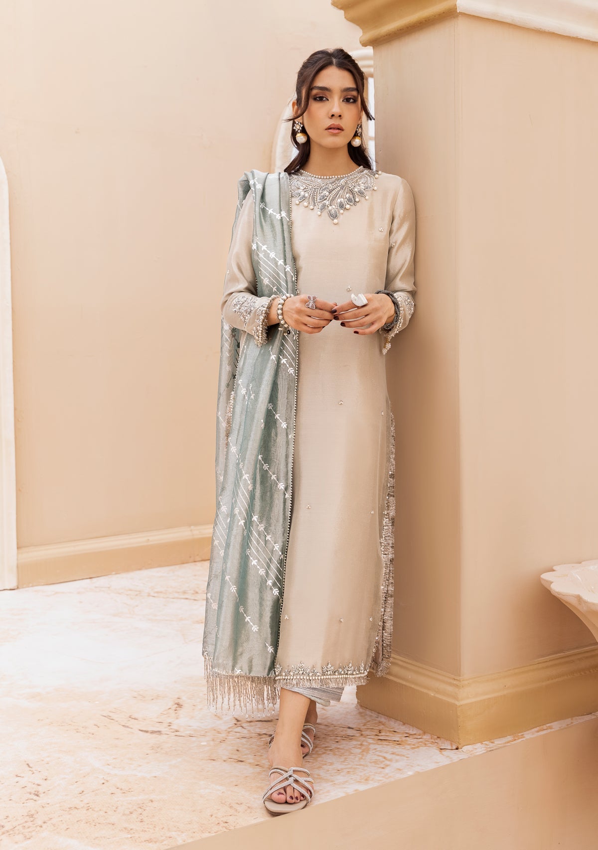 https://cdn.shopify.com/s/files/1/0524/2070/6504/products/bahaars1.jpg?v=1752232760