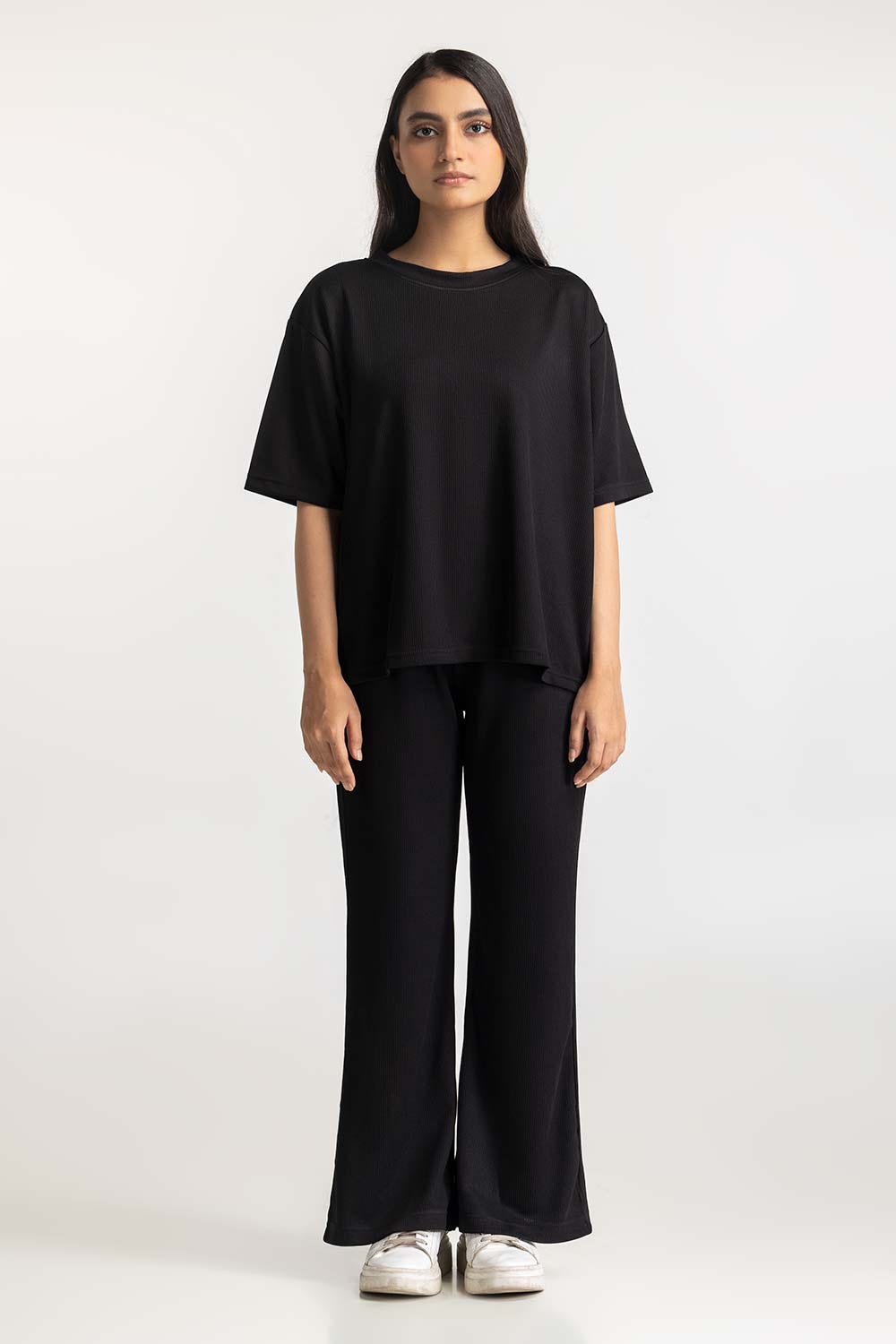 Basic Crew Neck Tee