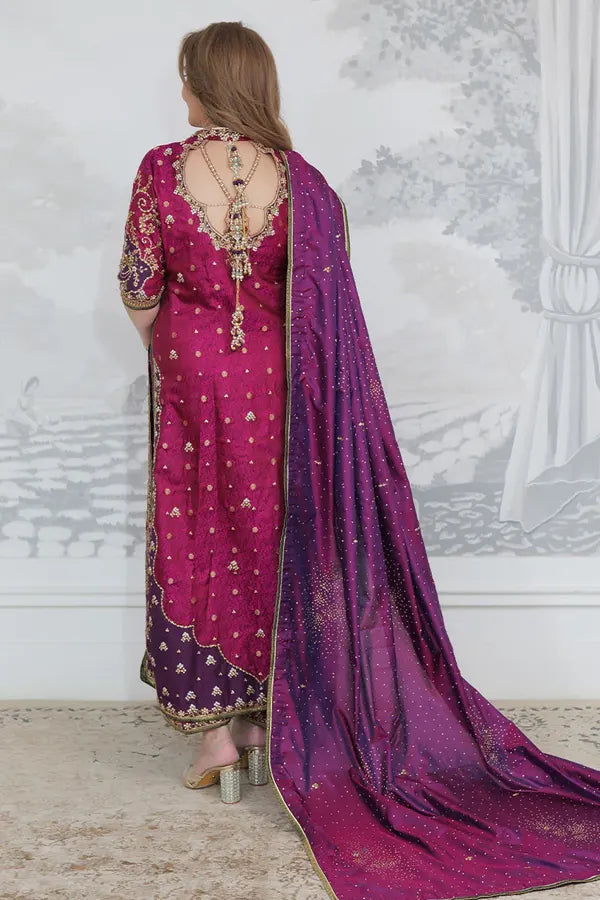 Farah Talib Aziz – Bita Magenta Style
