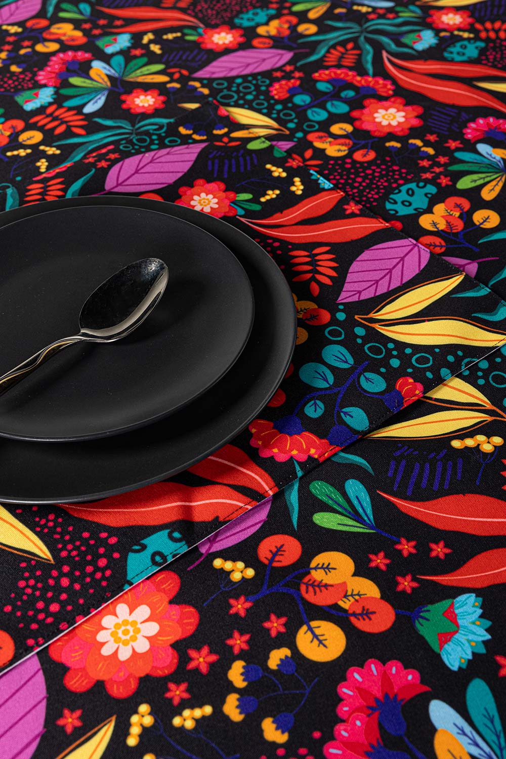 Blossom Glow Table Cover