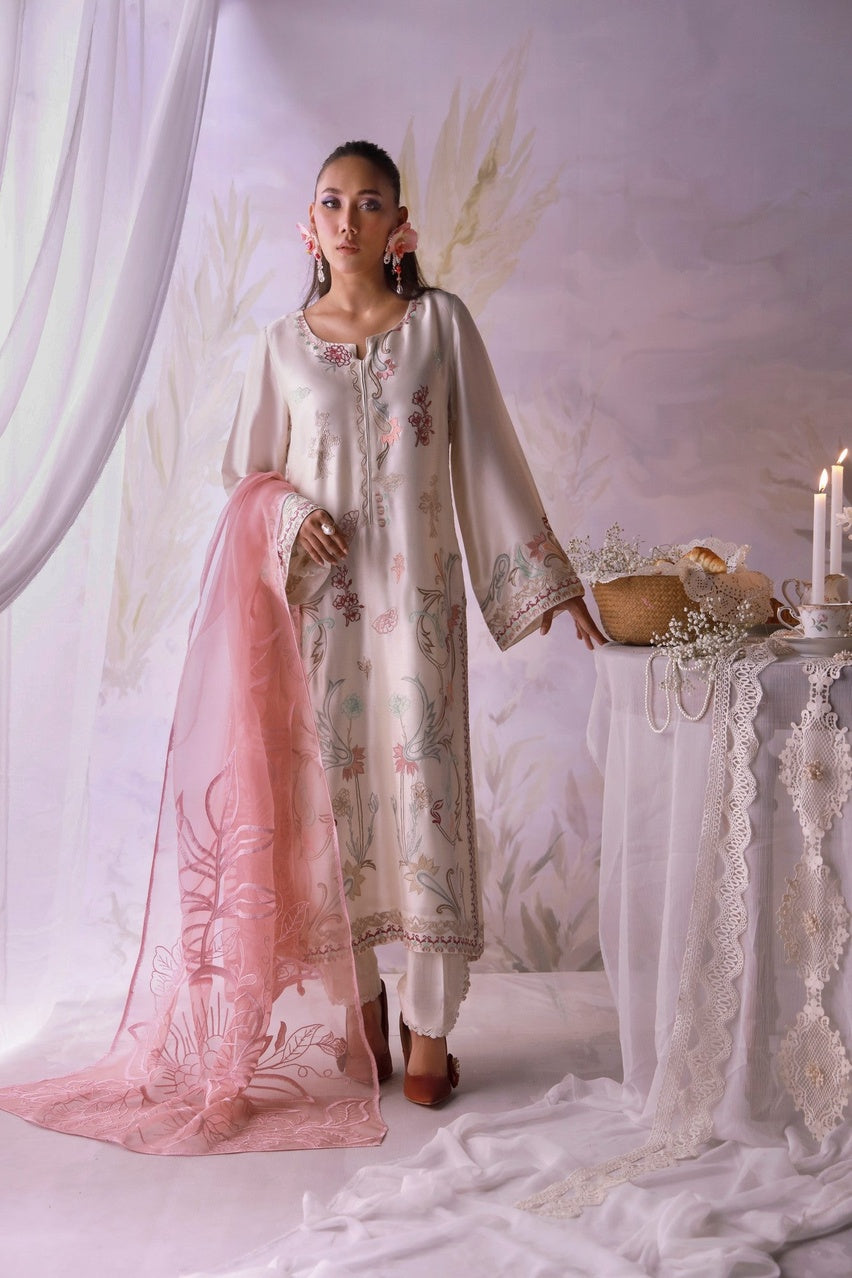 Blush Reverie