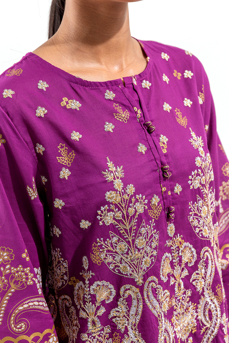 3 PIECE EMBROIDERED LAWN SUIT (LUXURY PRET)