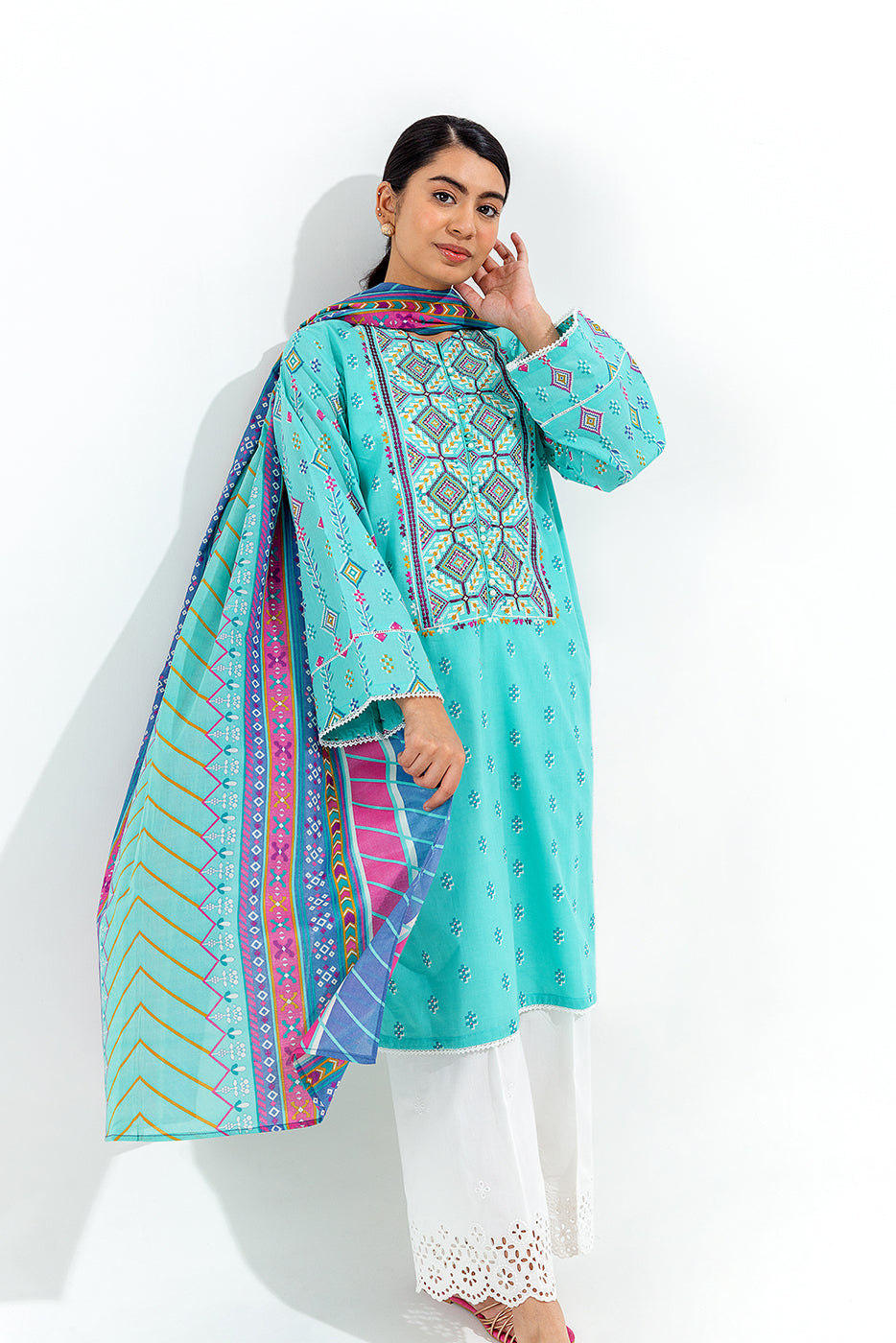 2 Piece Embroidered Lawn Suit (Pret)