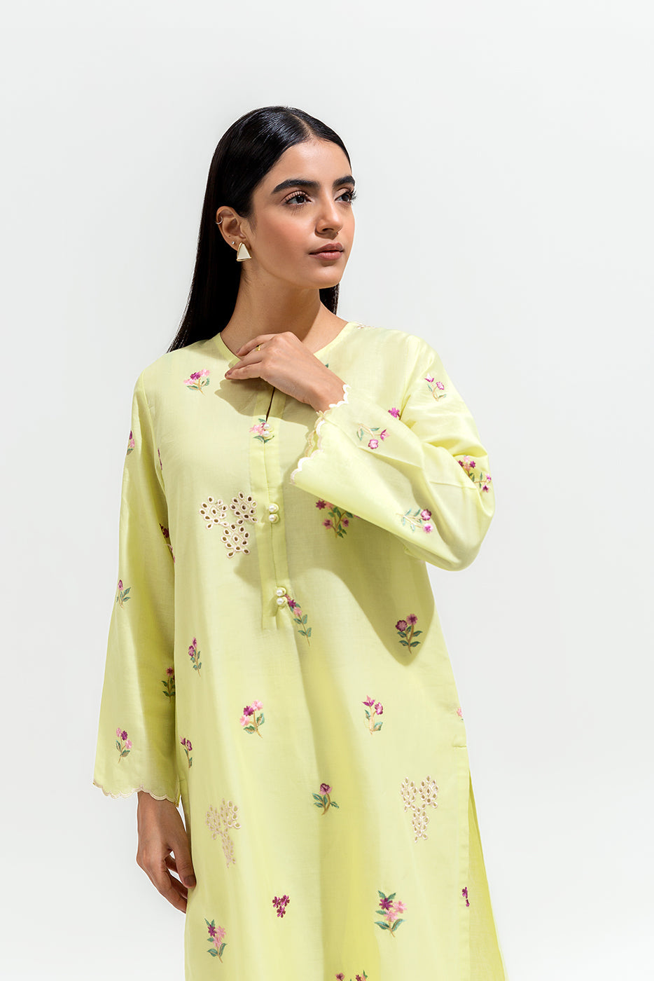 Embroidered Lawn Shirt (Pret)