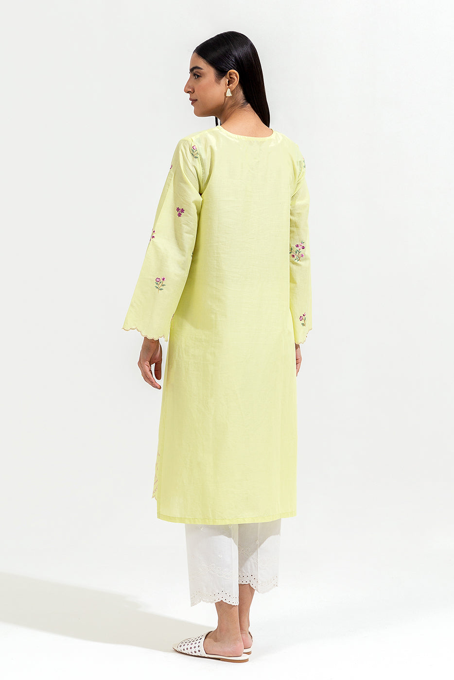 Embroidered Lawn Shirt (Pret)