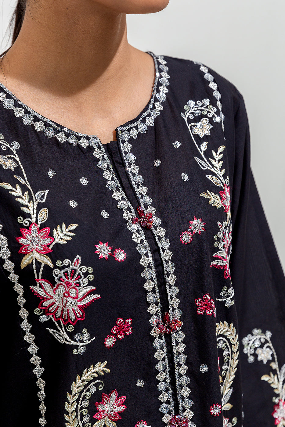 2 Piece Embroidered Lawn Suit (Pret)
