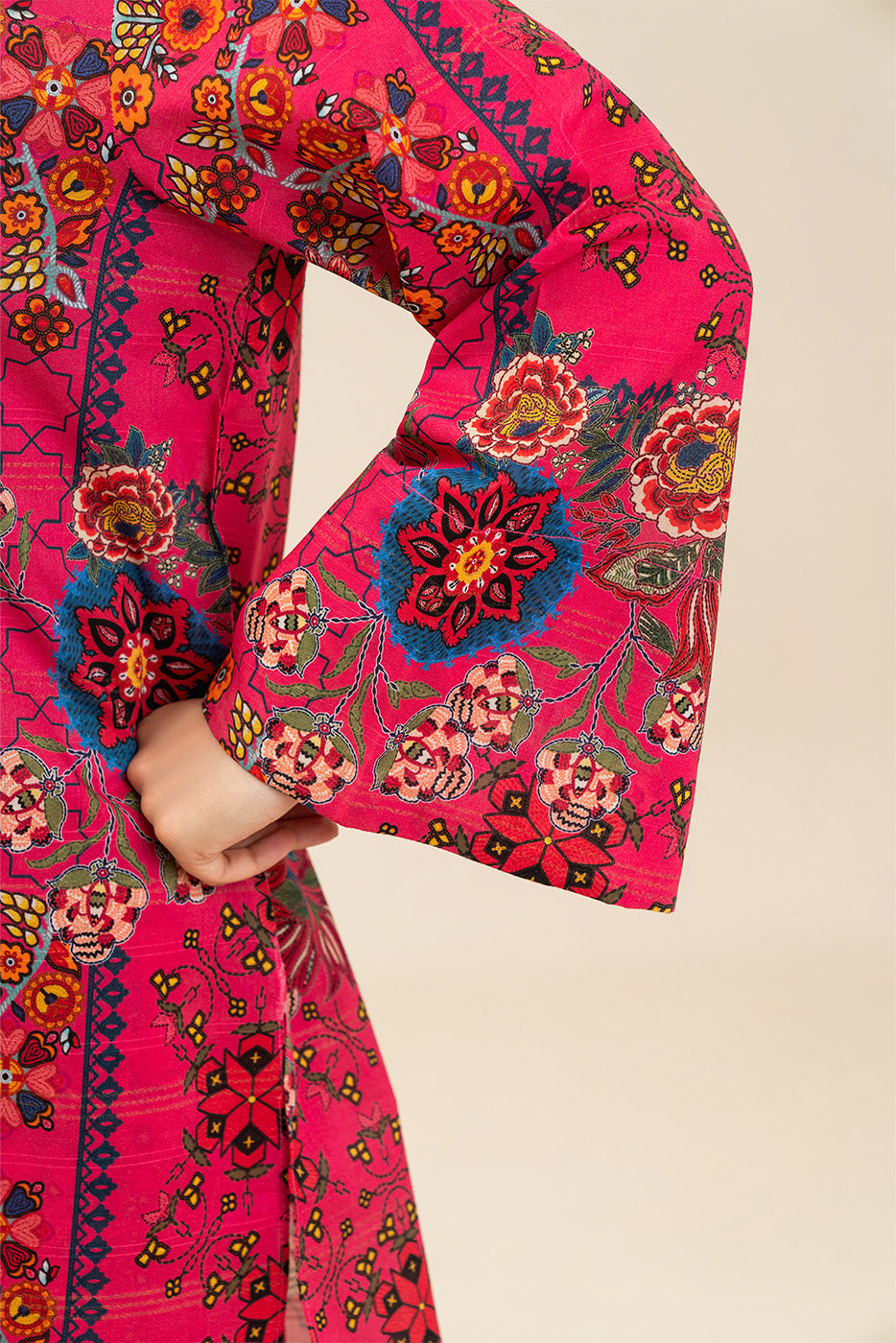 2 PIECE PRINTED LUREX LAWN SUIT (PRET)