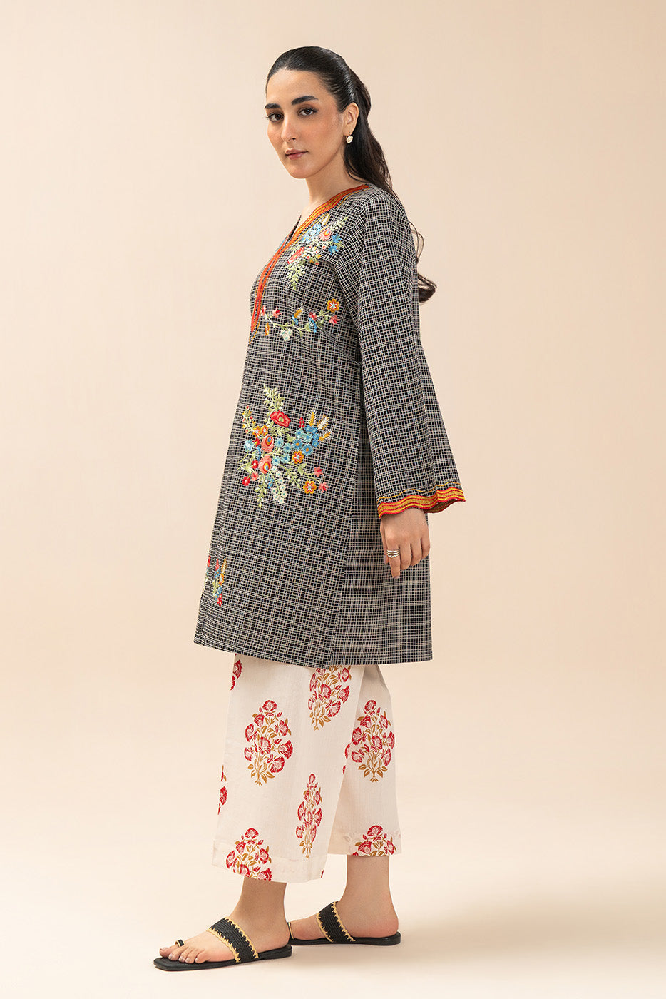 EMBROIDERED DORIA SHIRT (PRET)