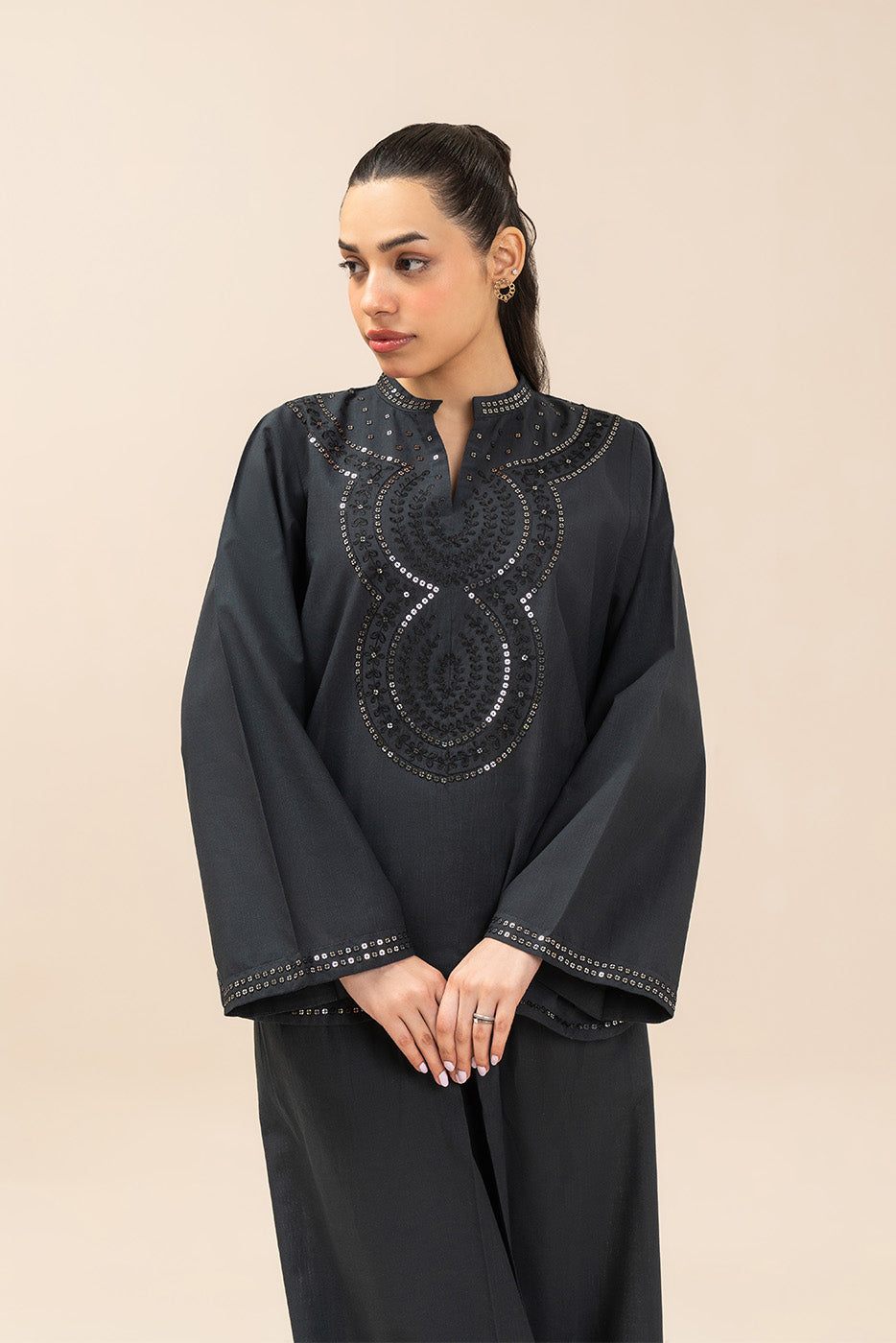 EMBROIDERED SLUB SHIRT (FLOW)
