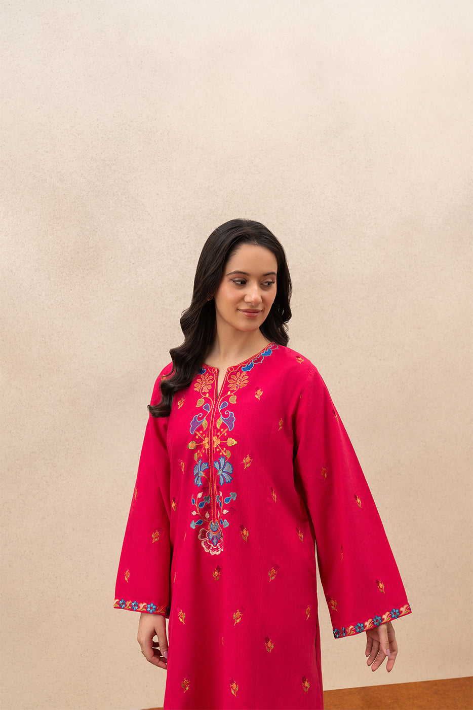 EMBROIDERED SLUB SHIRT (PRET)