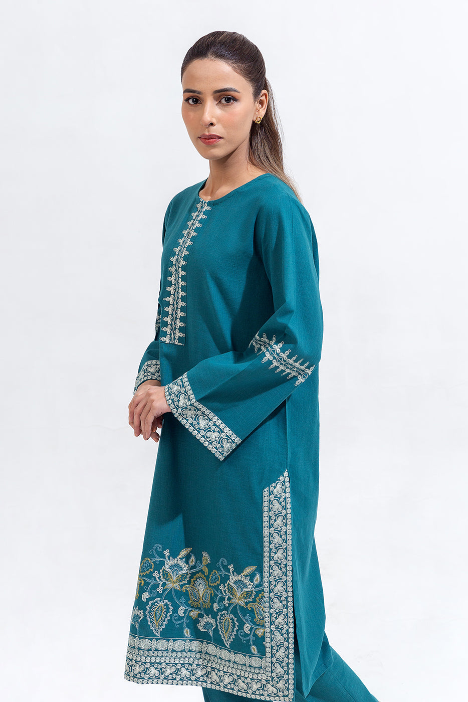 2 Piece Embroidered Khaddar Suit (Pret)