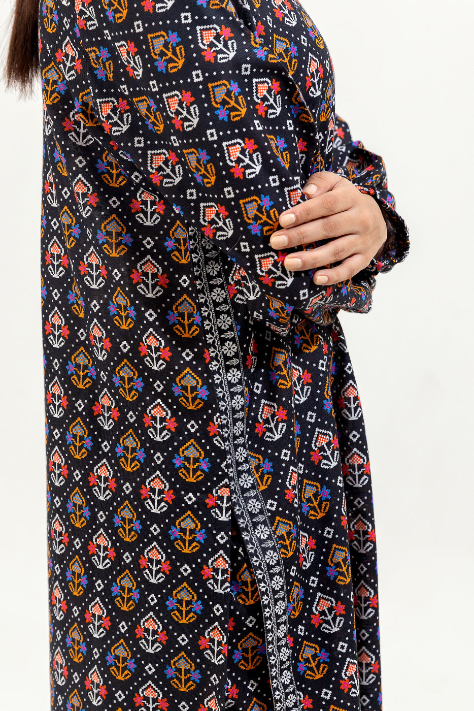 2 Piece Printed Khaddar Suit (Pret)