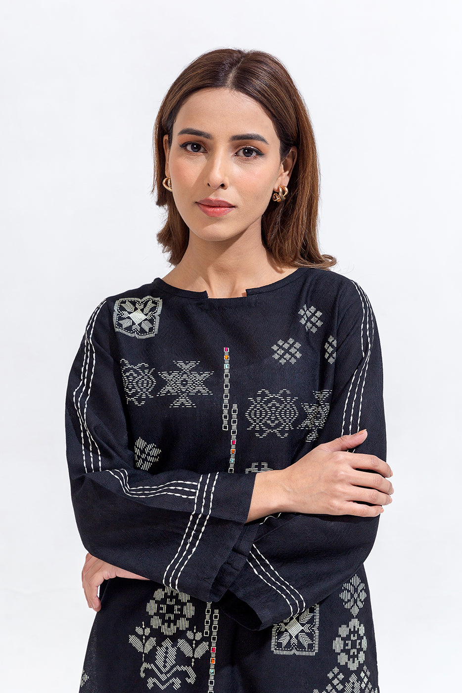 2 Piece Embroidered Khaddar Jacquard Suit (Pret)