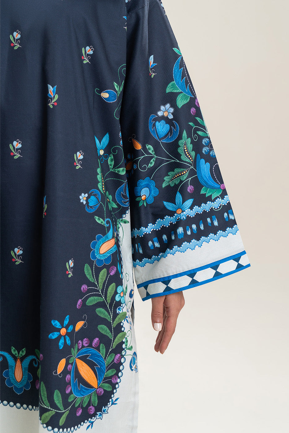 2 PIECE PRINTED COTTON VISCOSE SUIT (PRET)BT2250001DP2026-MULTI-2000000294419-8