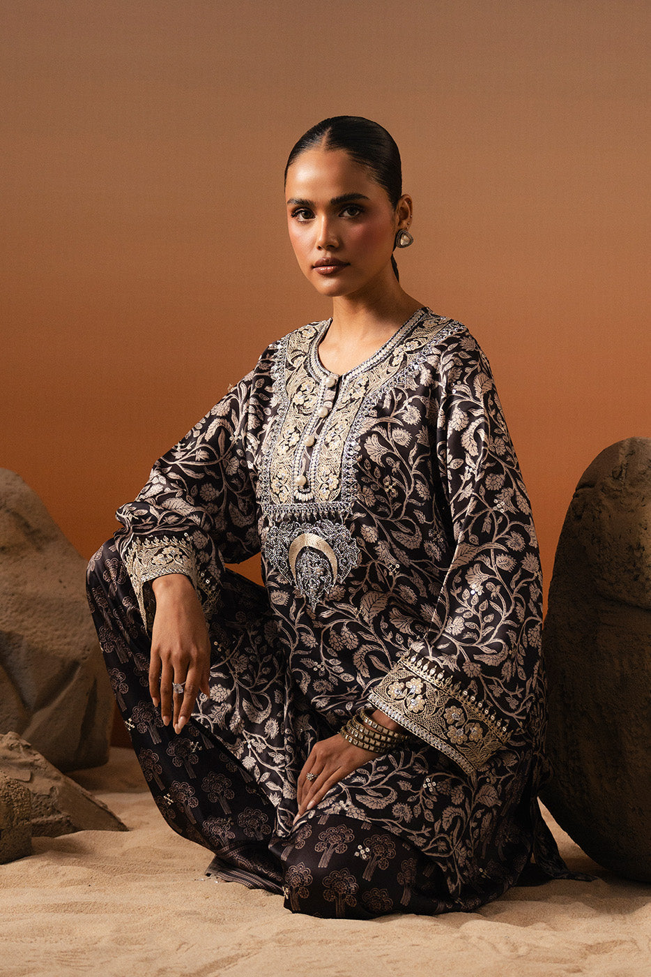 2 PIECE EMBROIDERED SHAMOZE SILK SUIT (LUXURY PRET)